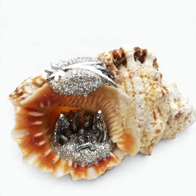 Nativity scene - Shell - Ruby Purse