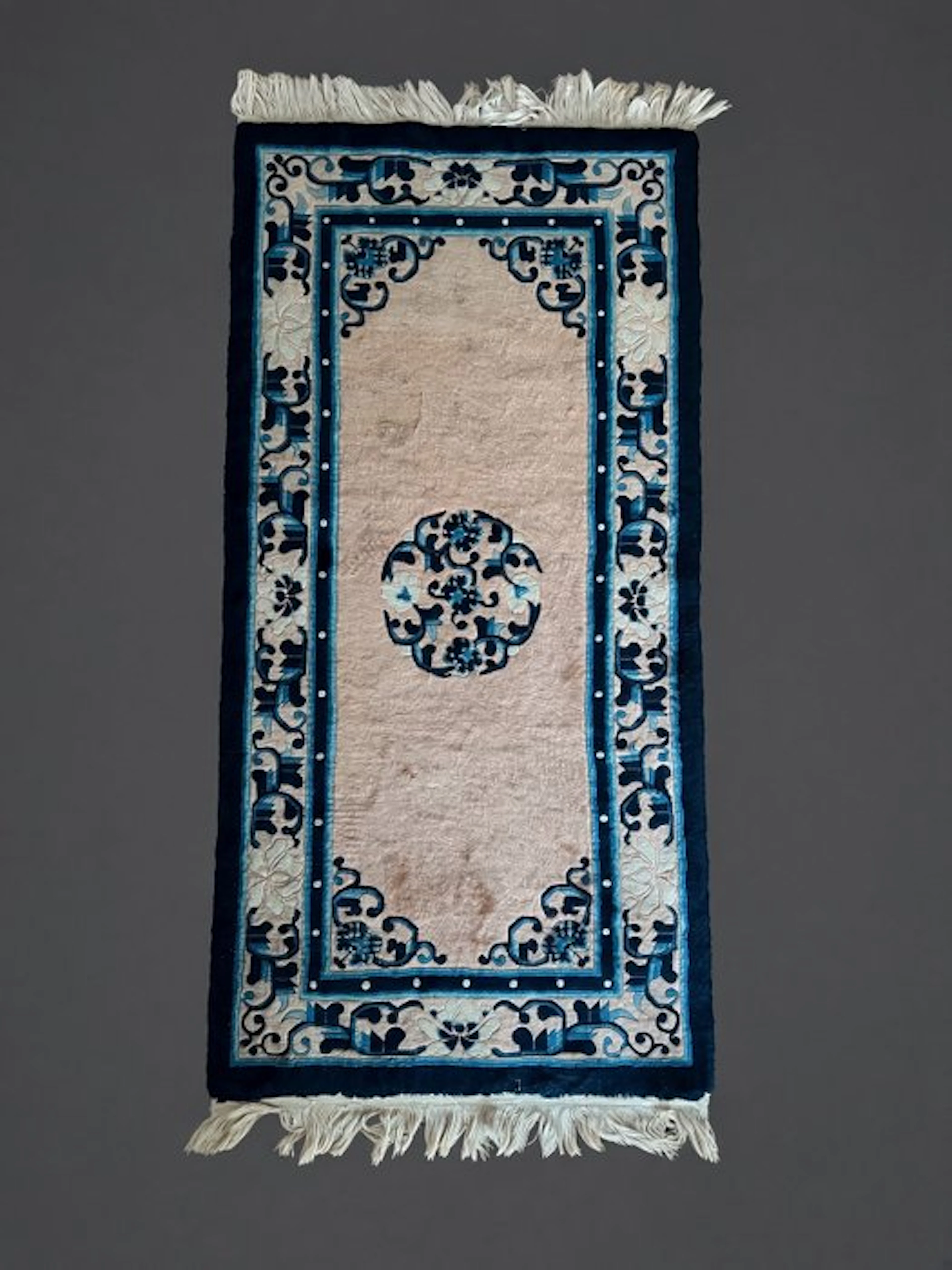 An Antique Chinese Peking / Art Deco Hand-Knotted Wool Rug