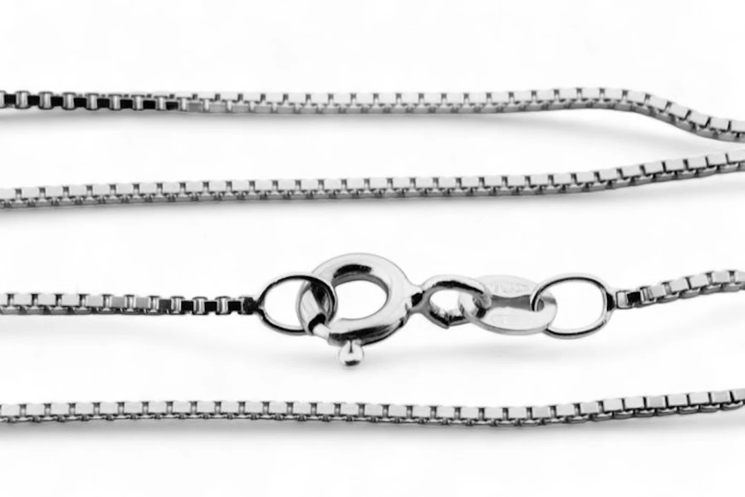 Necklace - 18 kt. White gold
