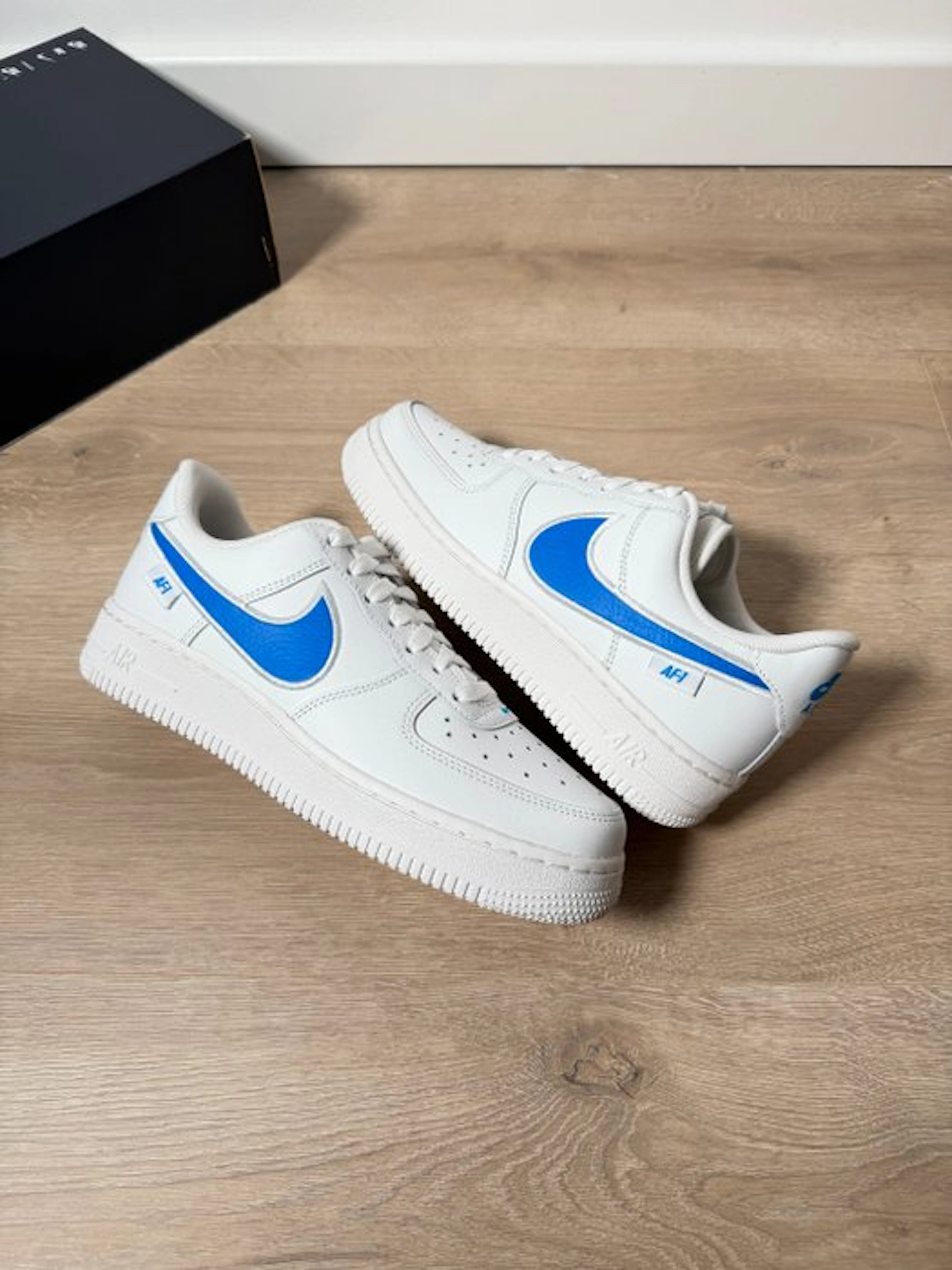 Nike - Sneakers - Size: EU 37.5 - New with tags