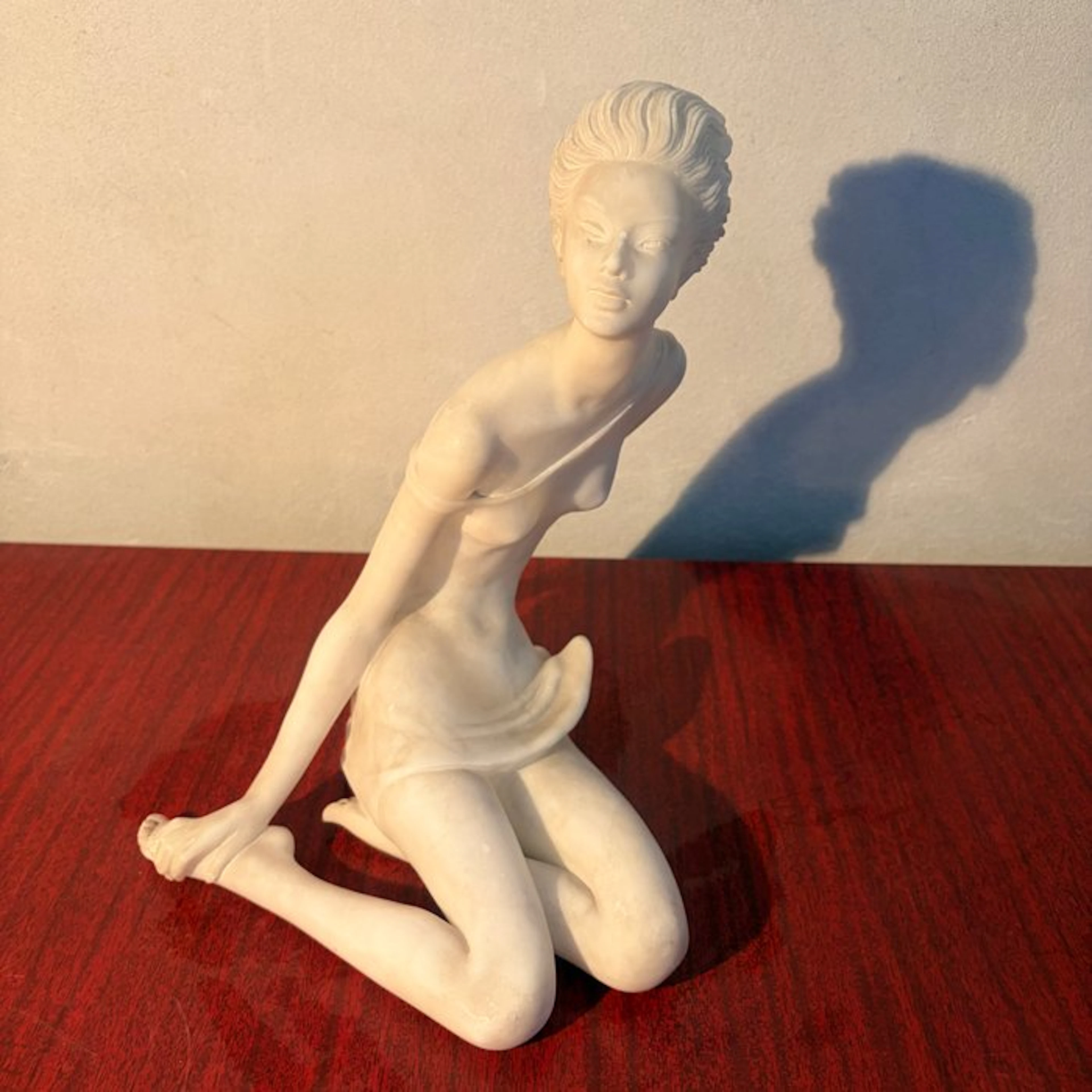 Sculpture, La donna - 30 cm - Marble