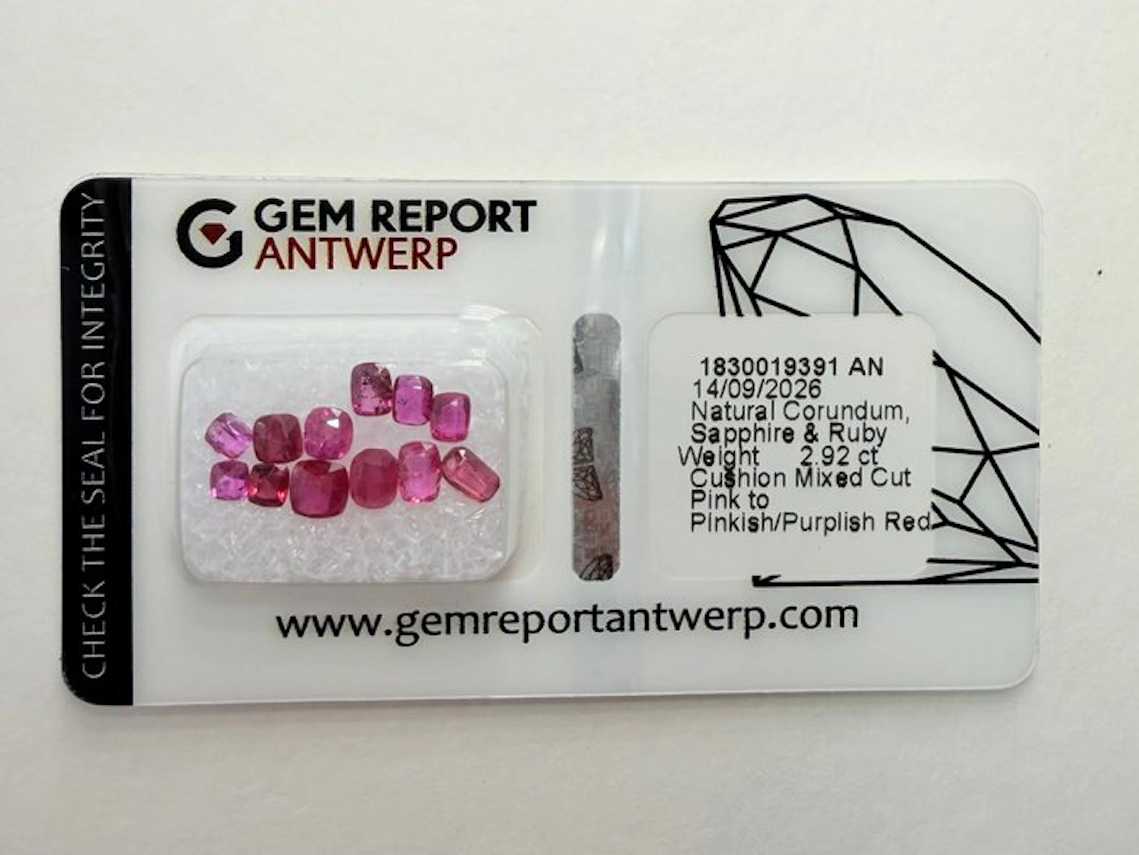 No reserve price Ruby, Sapphire - 2.92 ct - Gem Report Antwerp (GRA)