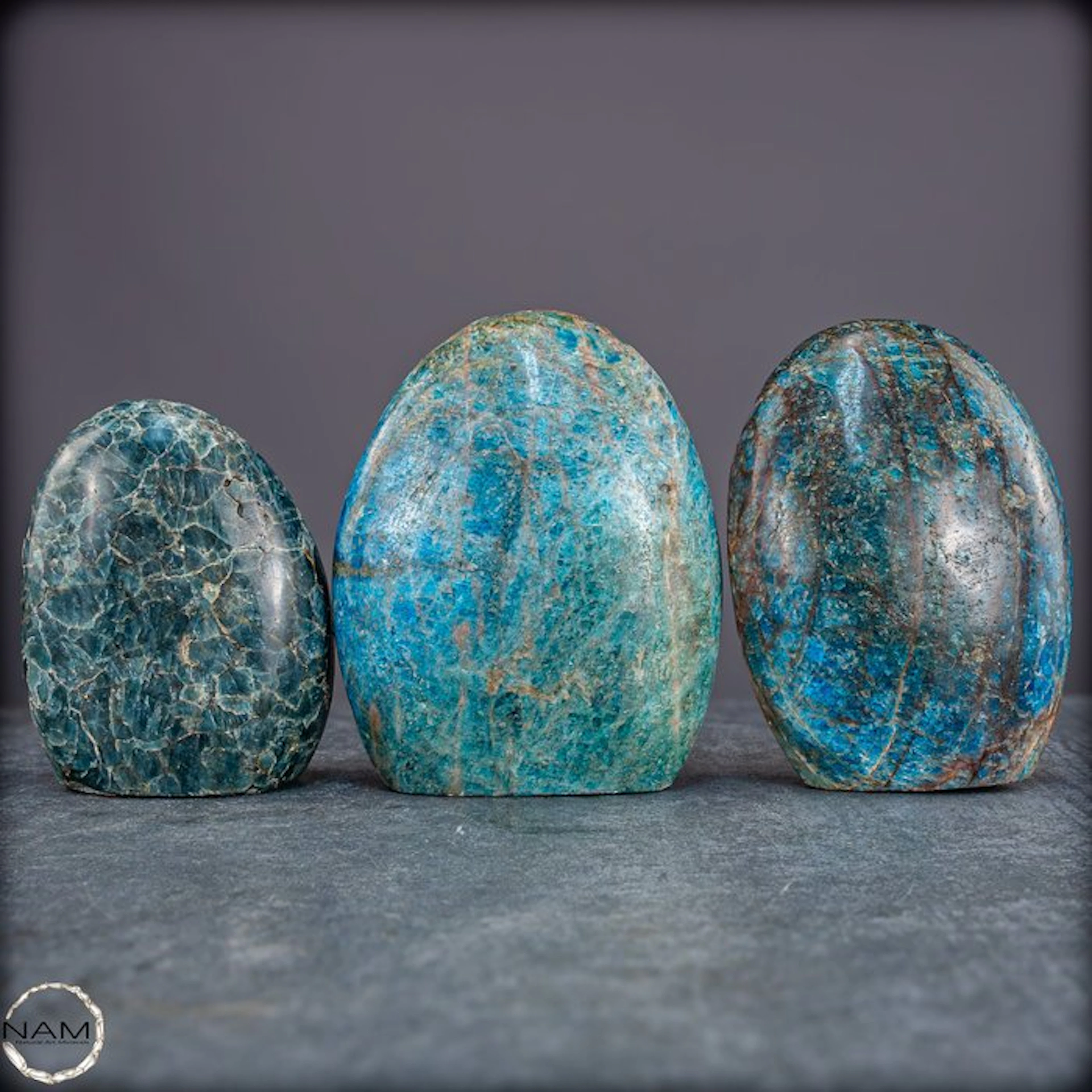 Apatite Freeform Lot – Bright blue hues in natural diversity- 2695.97 g - (3)