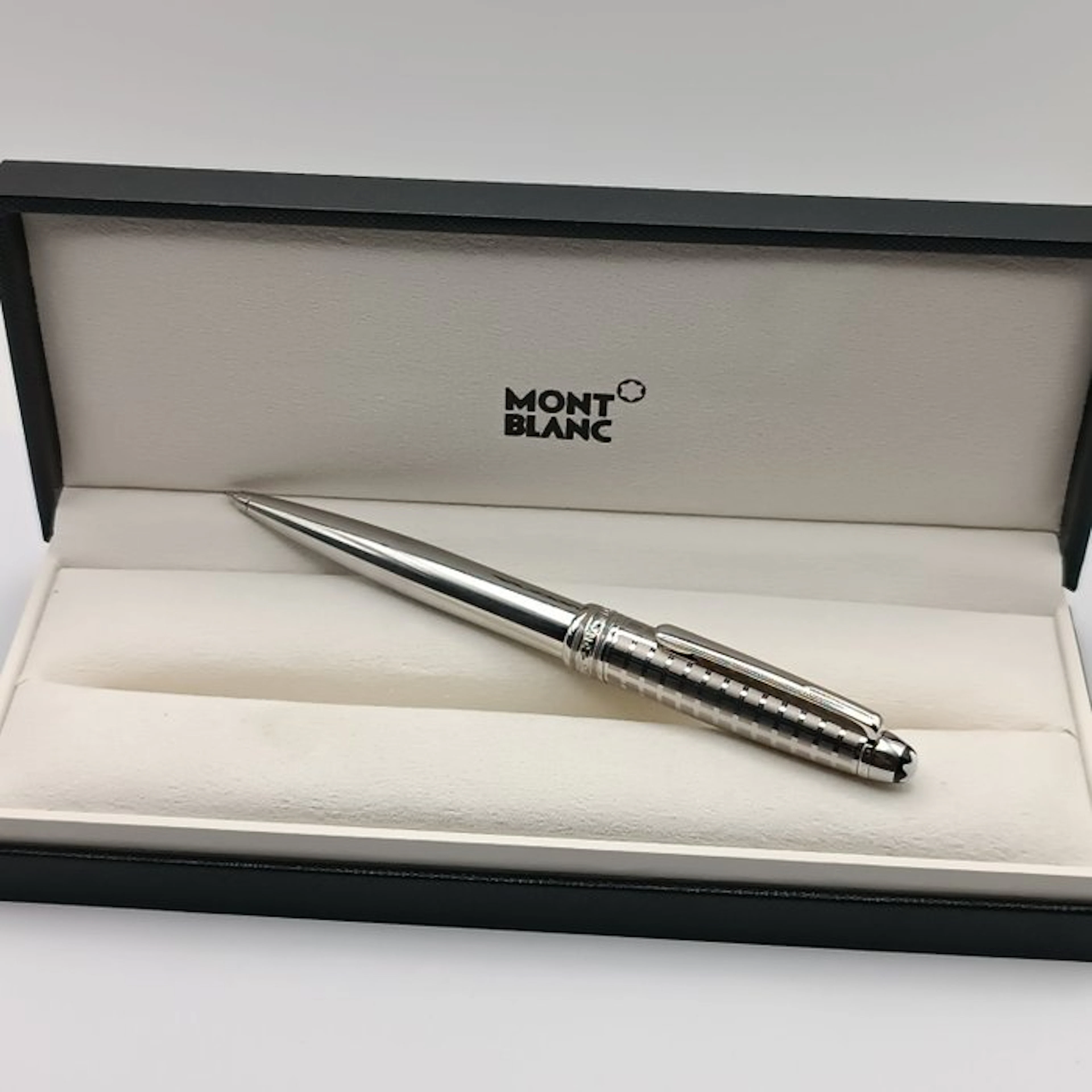 Montblanc - Solitaire Stainless Steel II Classique - Pen