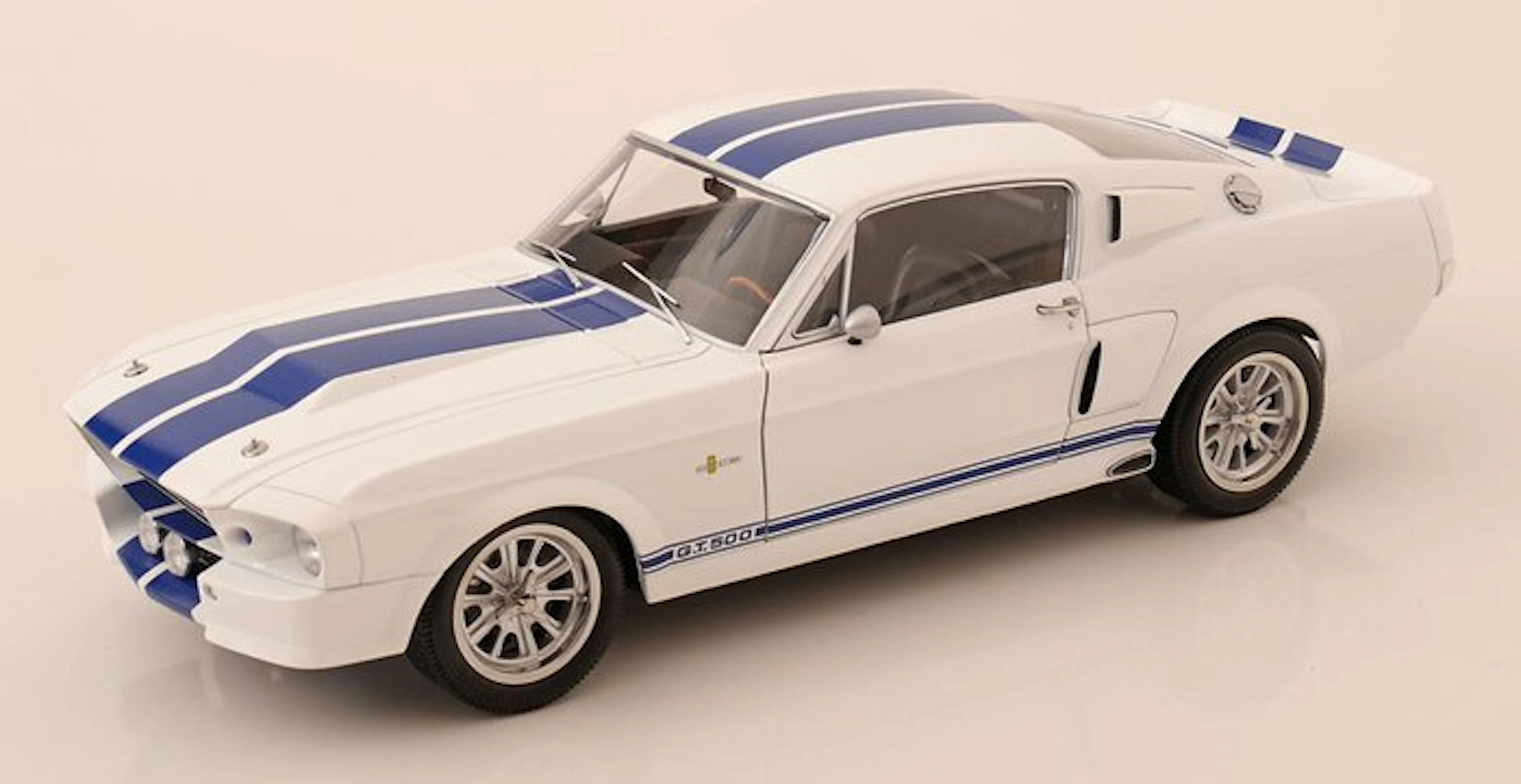 KK-Scale 1:12 - Model car - Ford Mustang Shelby GT500...