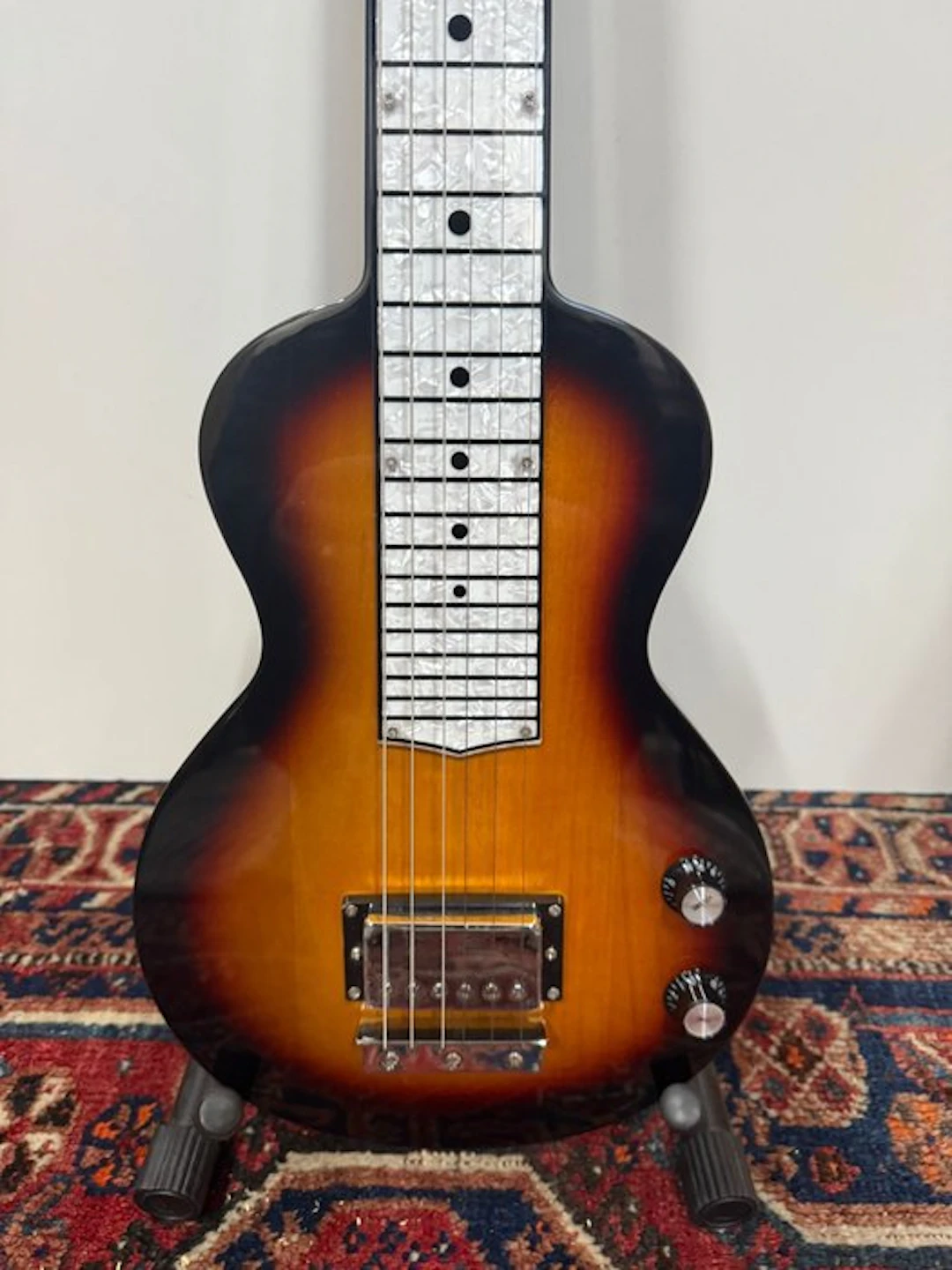 Recording King - RG-35-SN Gloss Sunburst - Humbucker -...