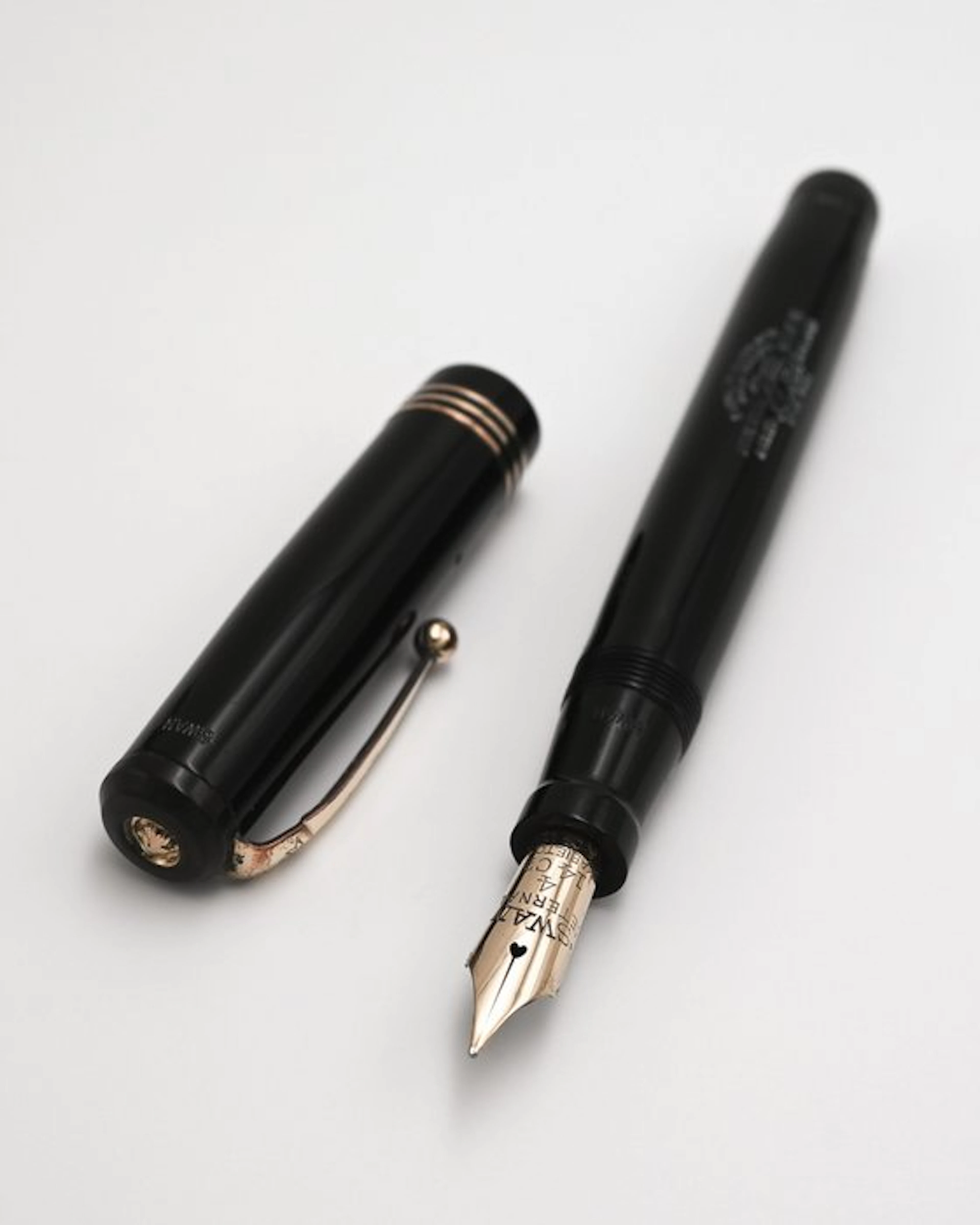 Swan - Mabie Todd Swan 1060 Leverless with No.4 Gold Nib - Fountain pen