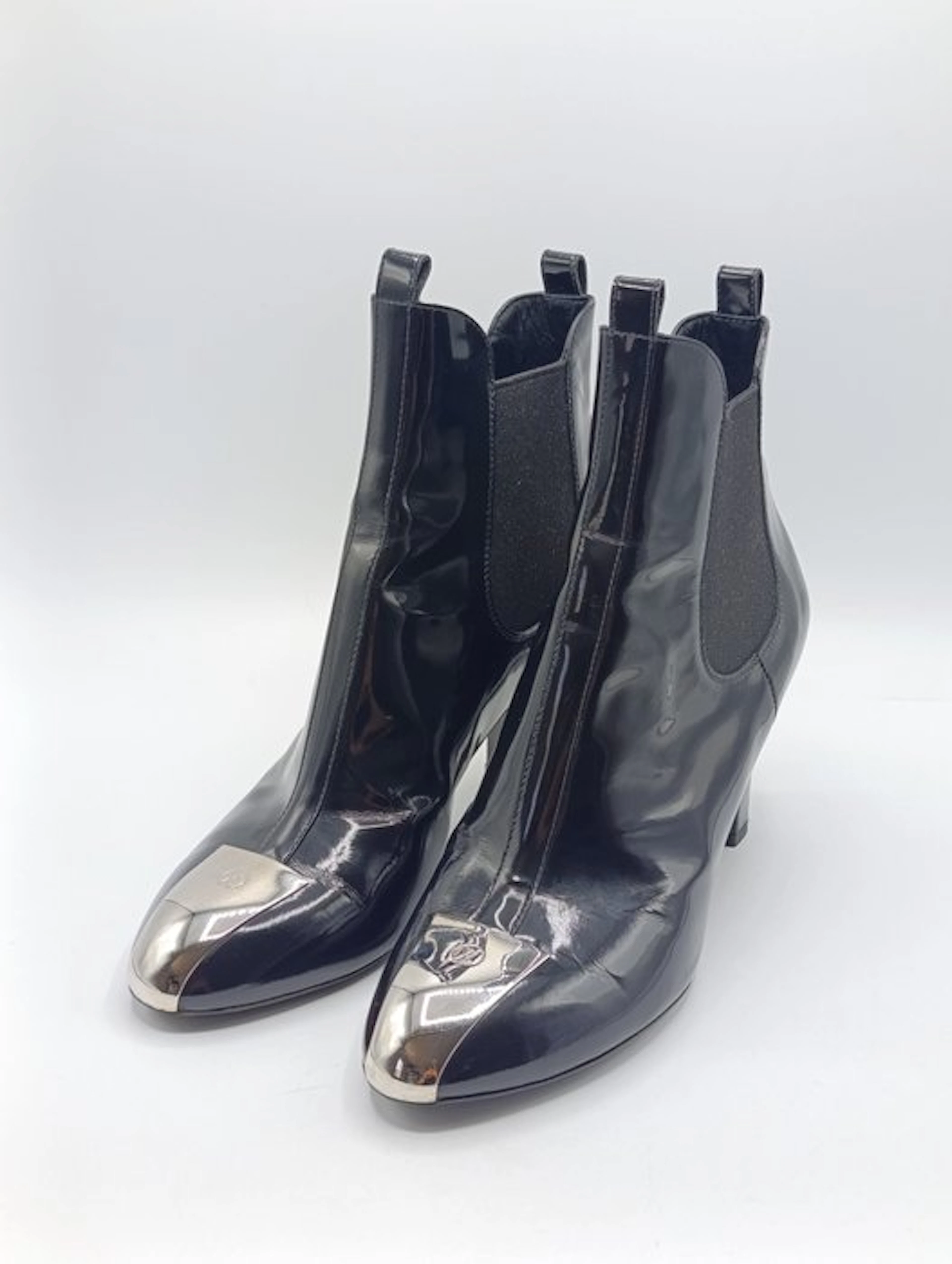 Louis Vuitton - Ankle boots - Size: EU 41