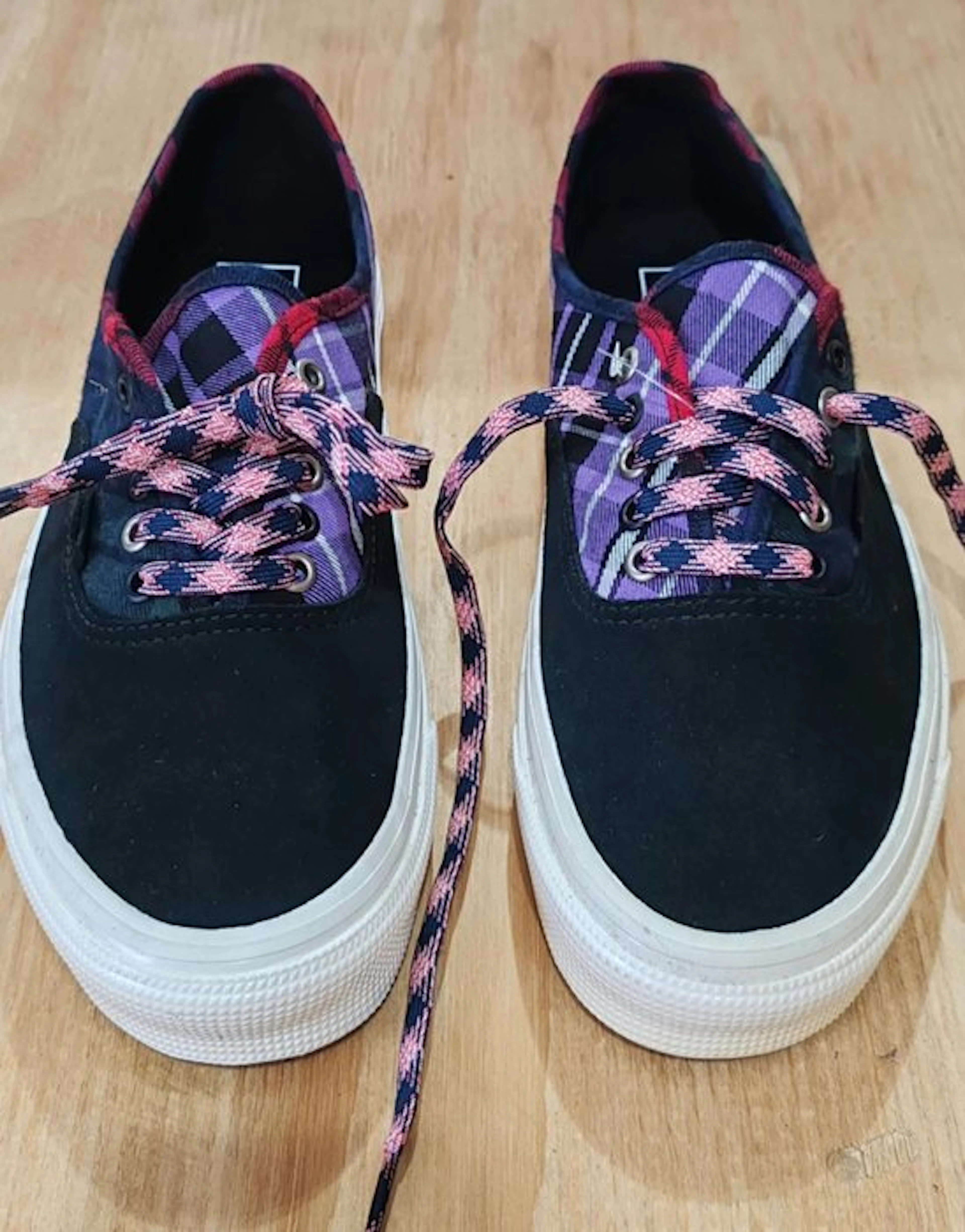 Vans - Low-top trainers - Size: EU 42.5 - New with tags