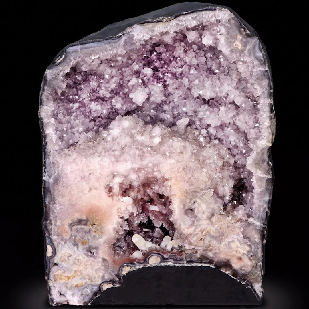Museum Quality - Sparkling Pink Amethyst - Geode - 56x40x32 cm- 72 kg