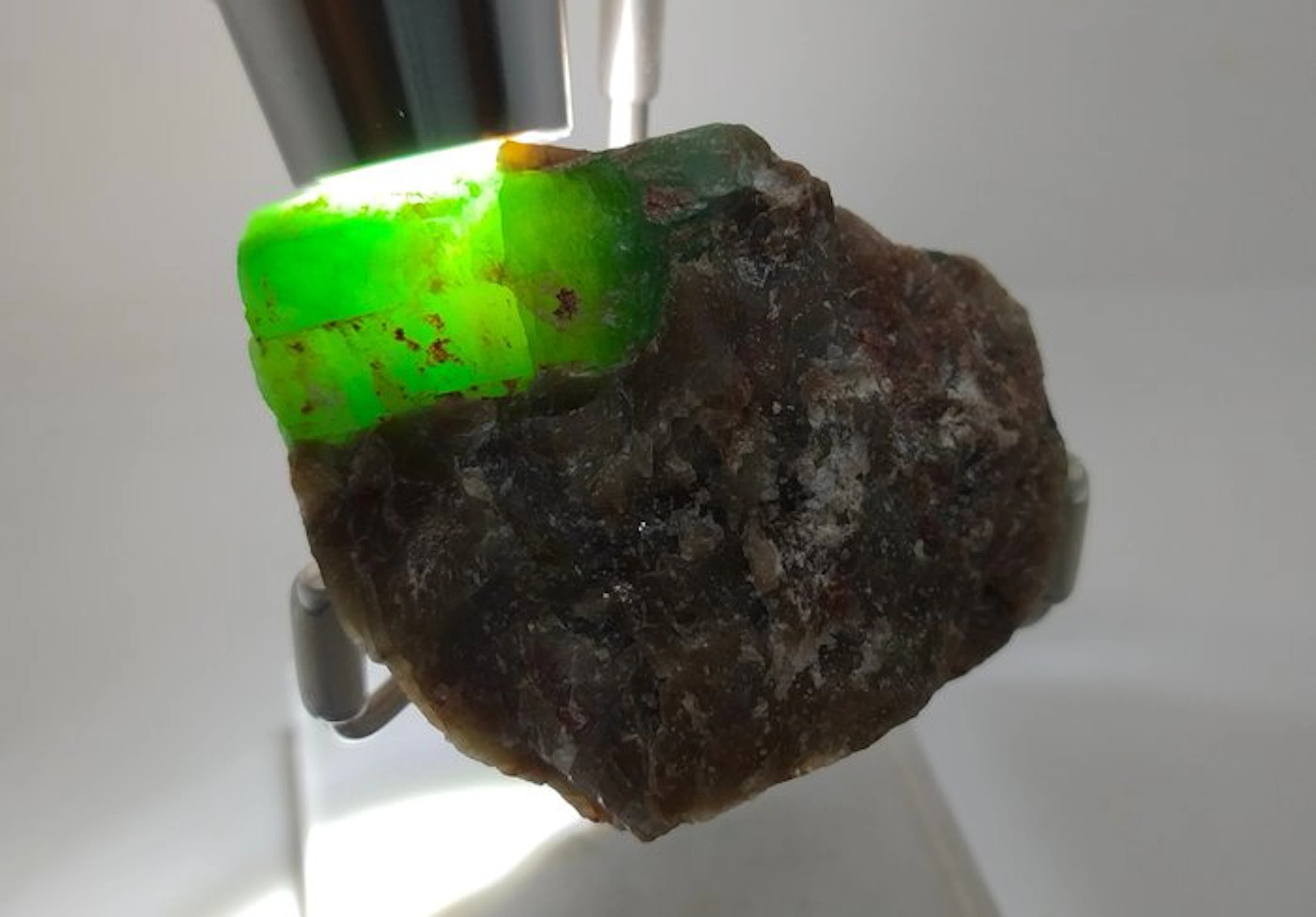 Beautiful Emerald Crystal in Matrix- 74.4 g