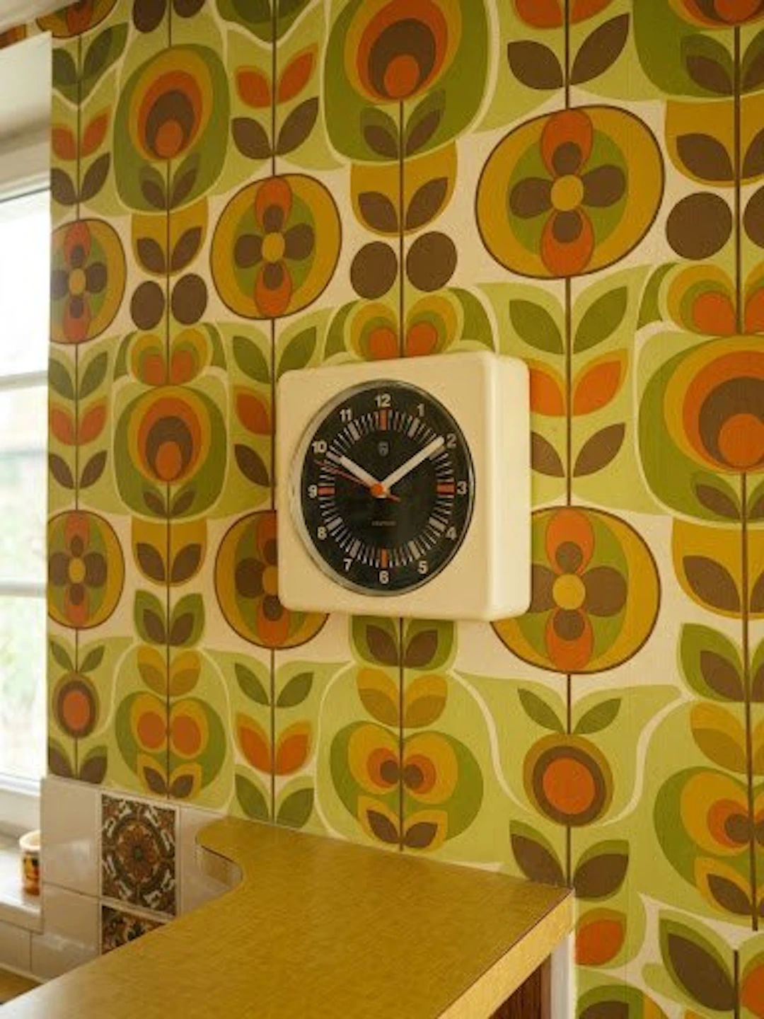 Clock - Philips - Plastic - 1960-1970 - Space-age clock