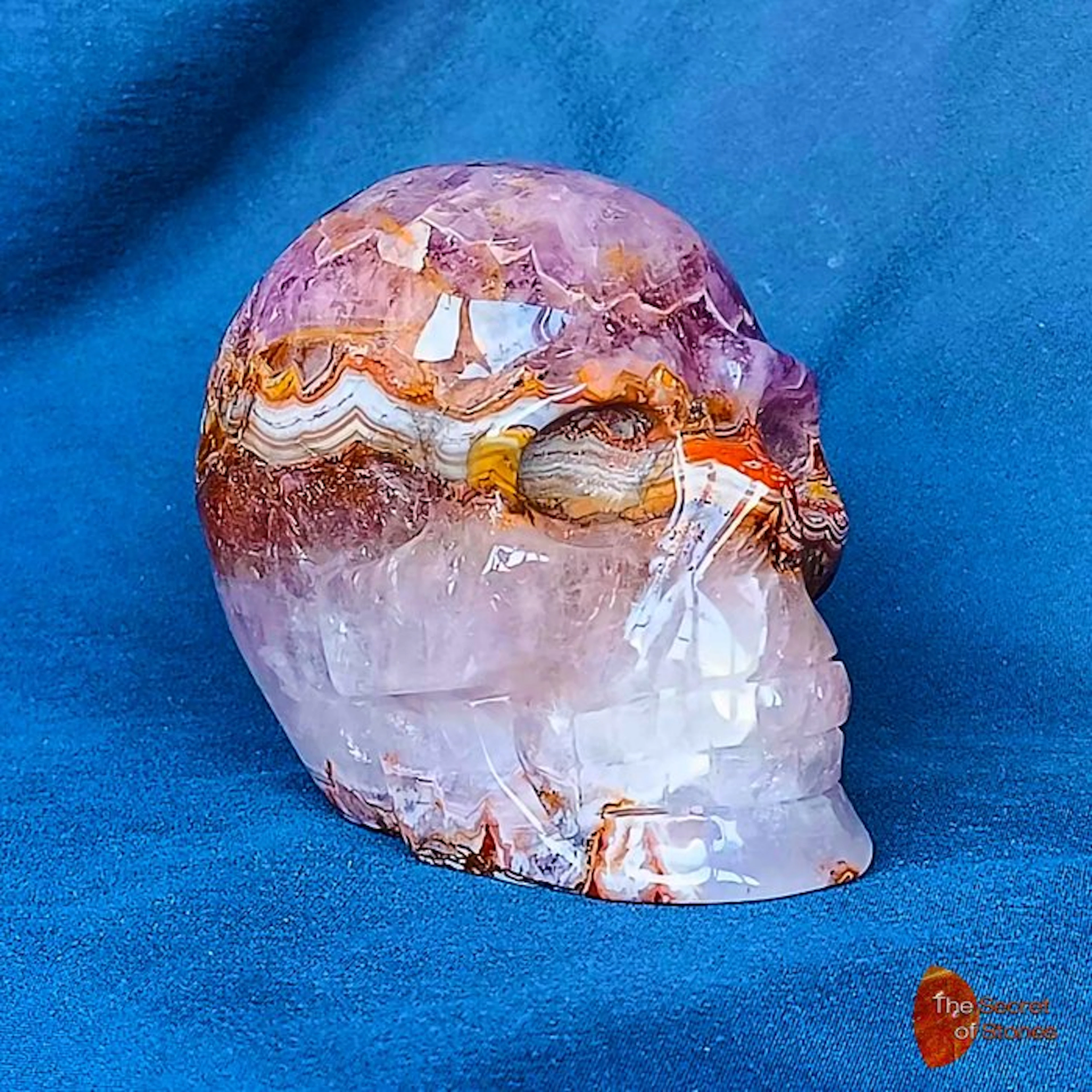 3.5-inch Amethyst Skull. - Height: 7.5 cm - Width: 7.1 cm- 750 g