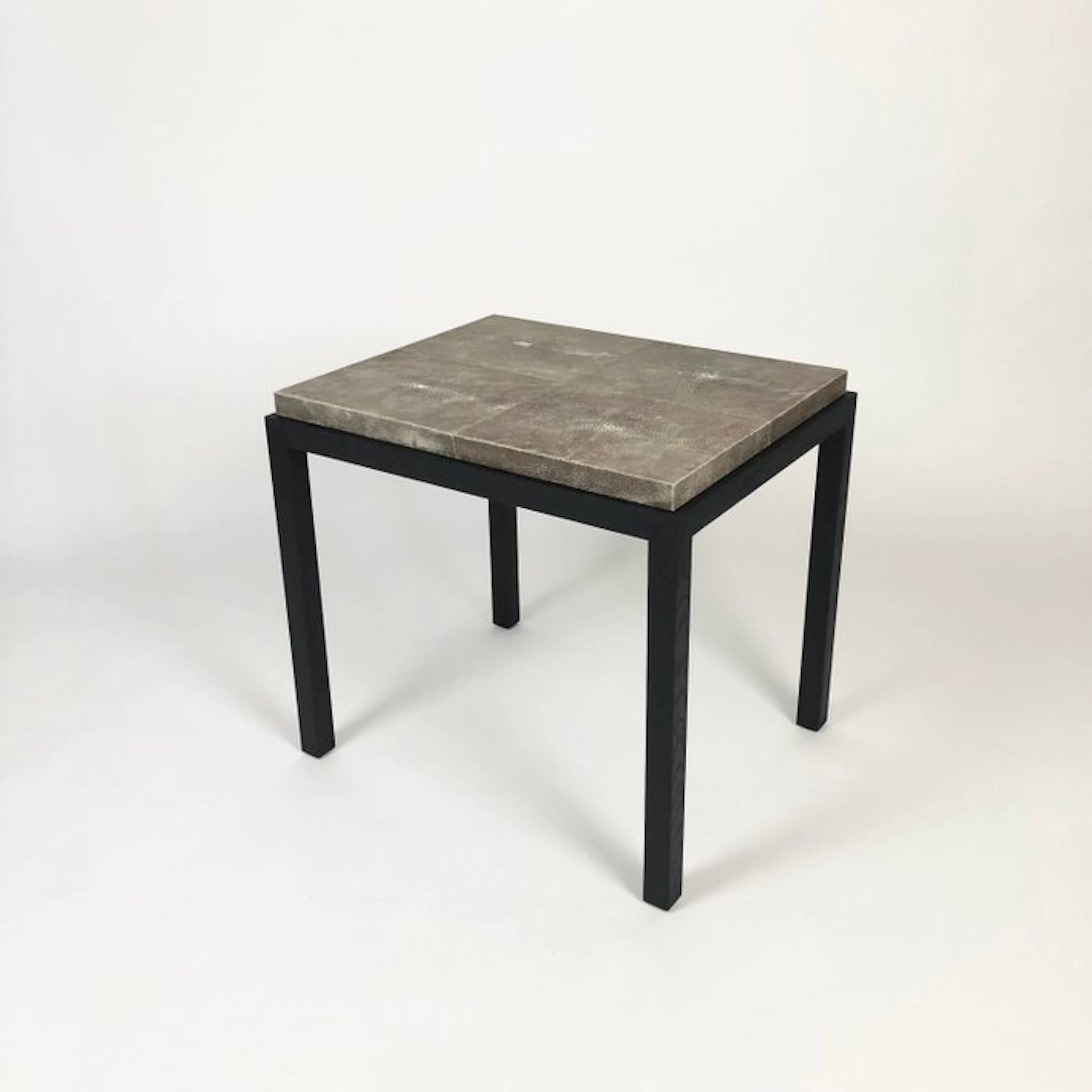 L.Huwart - Side table - Shagreen (galuchat), Oak