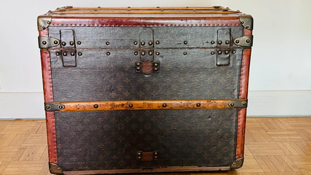 Louis Vuitton - Wardrobe trunk - Travel trunk