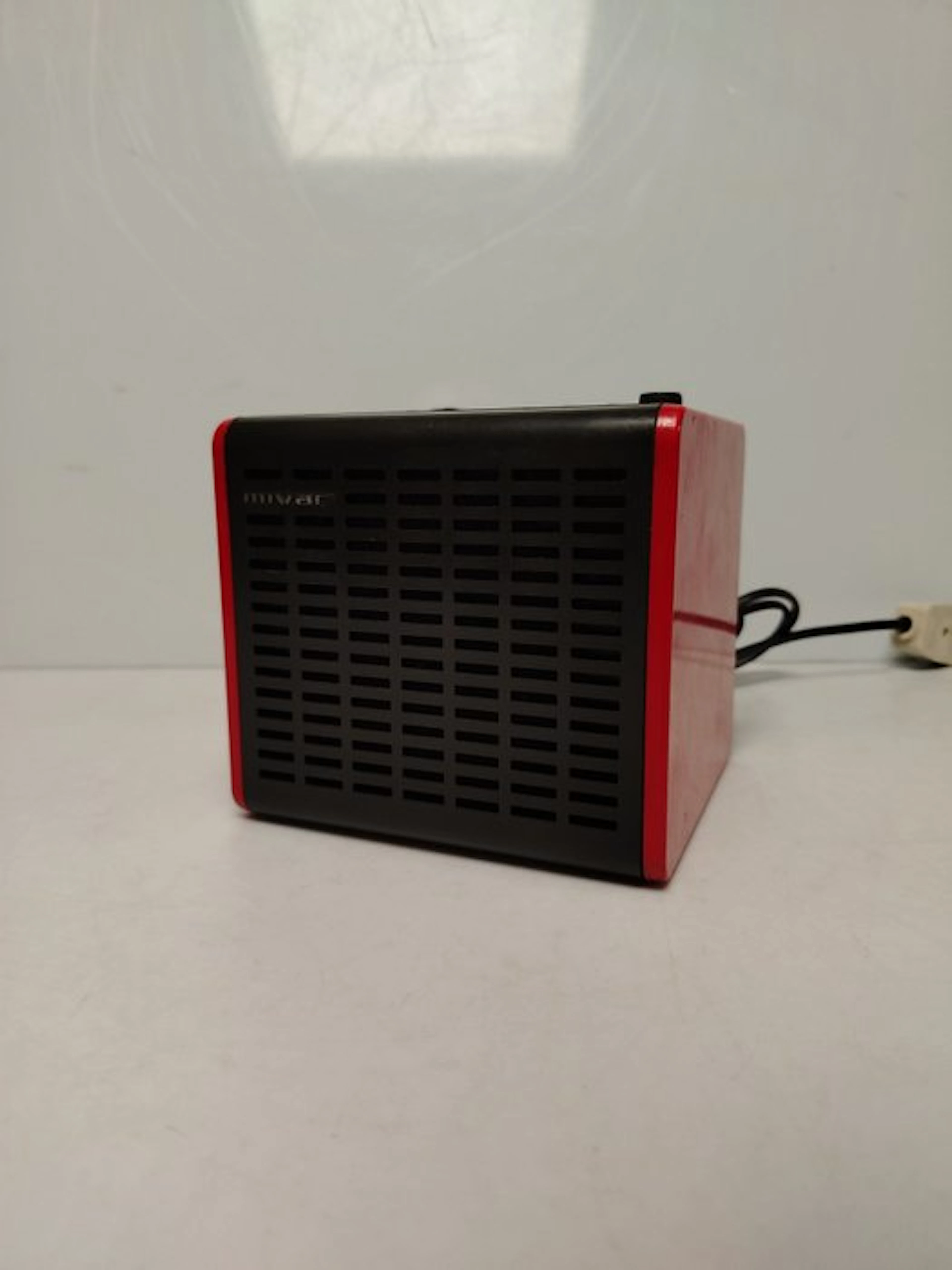 Mivar - Cubo R57 -Space Age- Portable radio