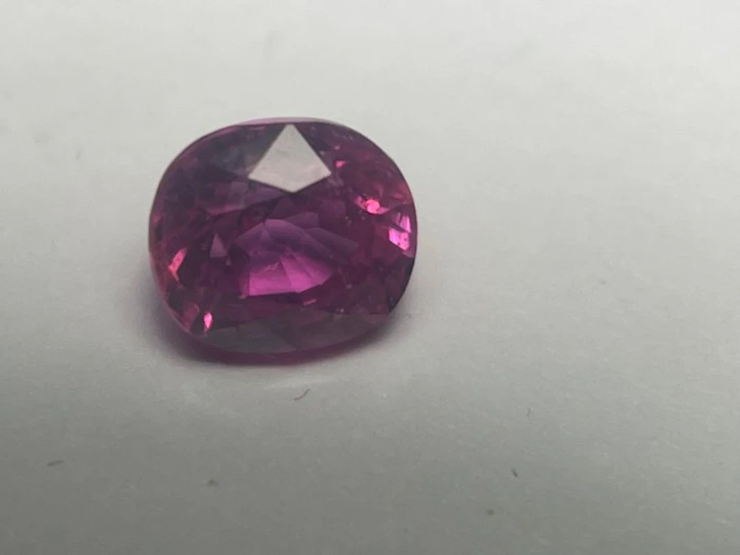 1 pcs Pink Sapphire - 1.12 ct - Antwerp Laboratory for...