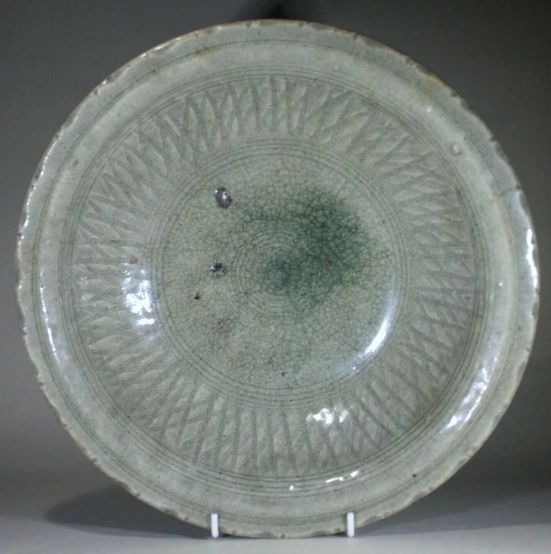 Stoneware - China - Qing Dynasty (1644-1911)