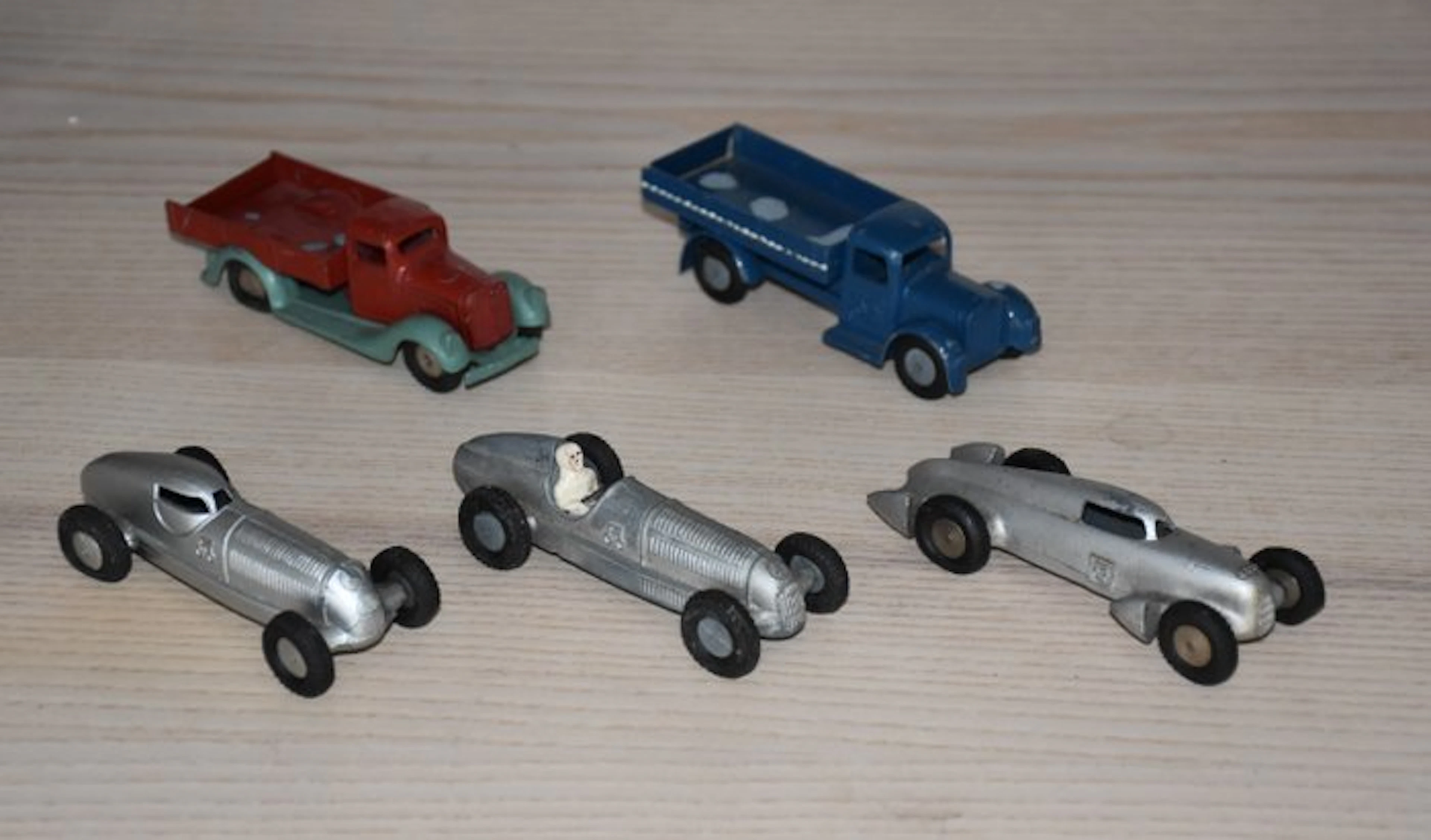 Märklin 1:43 - Model race car (5) - Lot de voitures de...