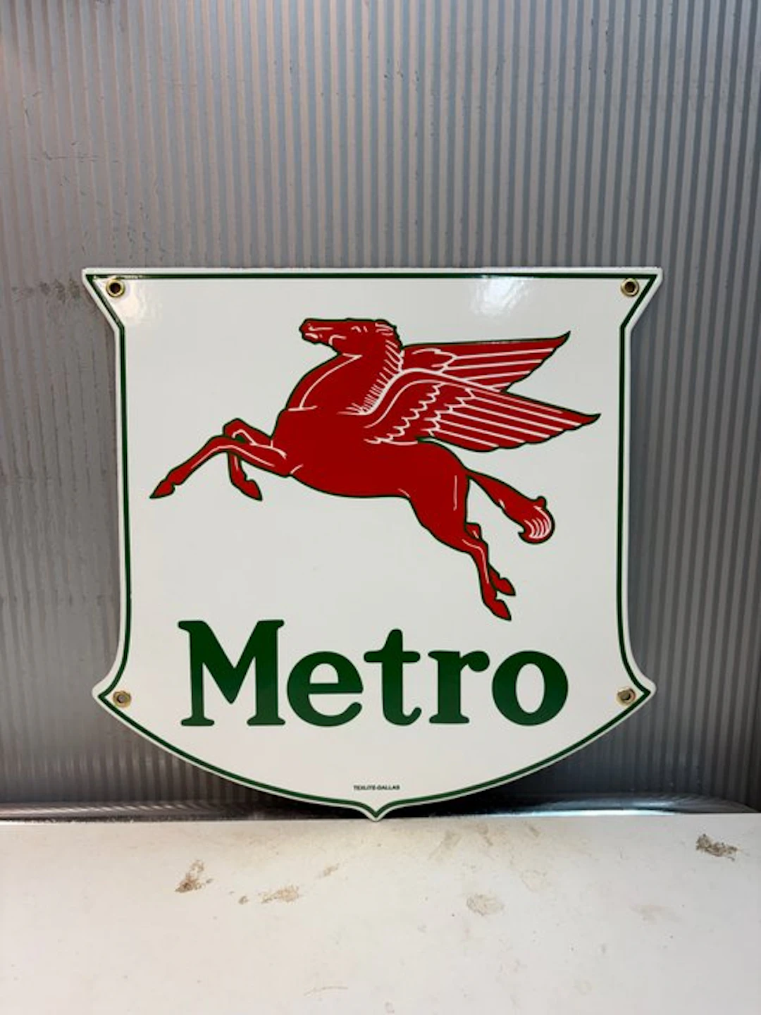 Mobil Metro Pegasus – Emaille Reclamebord – Klassieke...