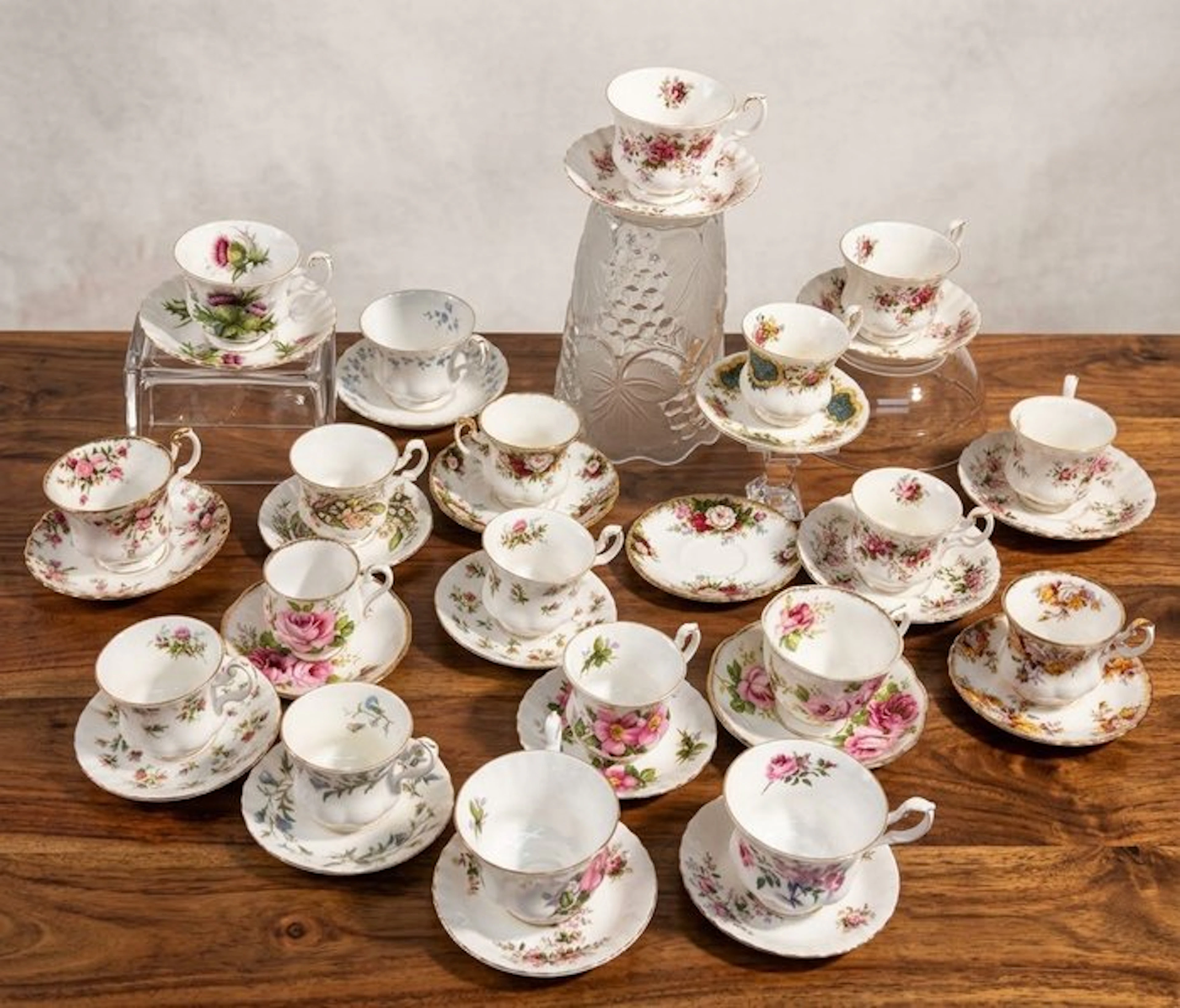 Royal Albert - Coffee and tea service (19) - Bone, Porcelain