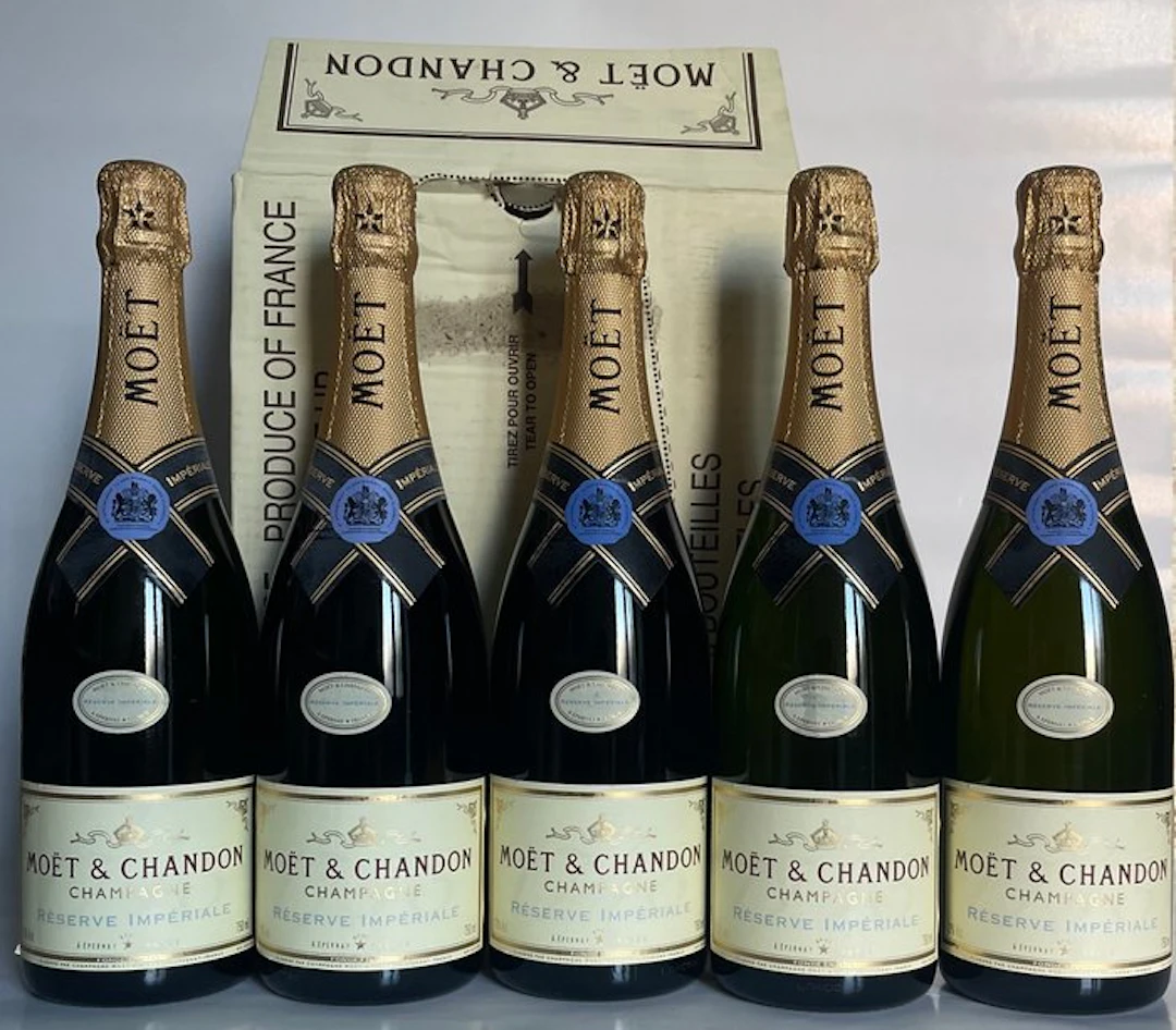 Moët & Chandon, Réserve Impériale - Champagne Brut - 5 Bottles (0.75L)