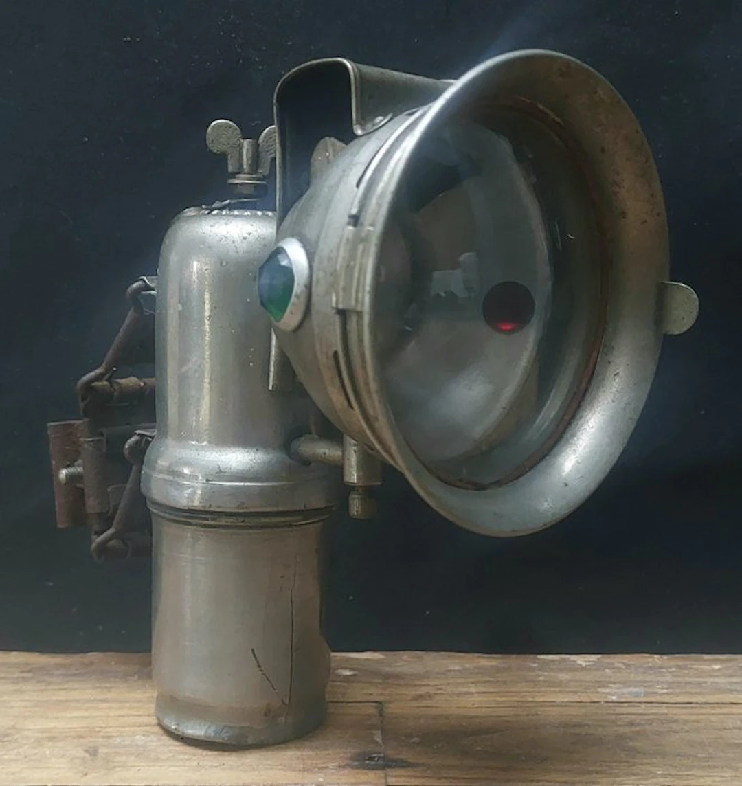 MIRA - Bicycle light - 1920