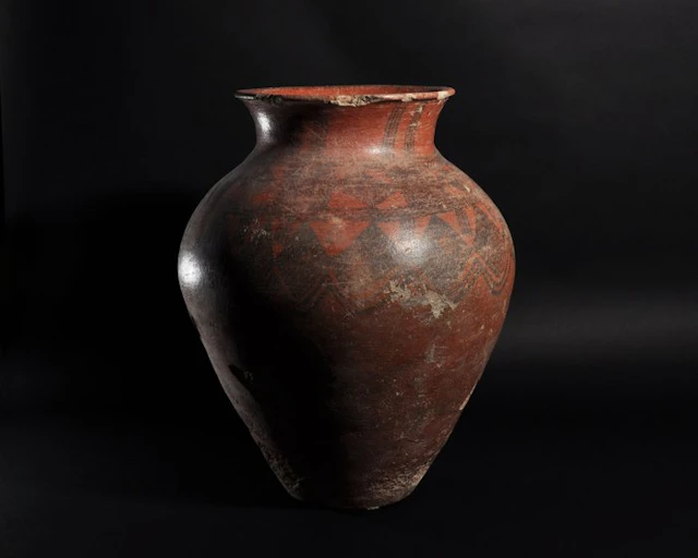 Anatolian Ceramic Vessel with TL test - 57.1 cm