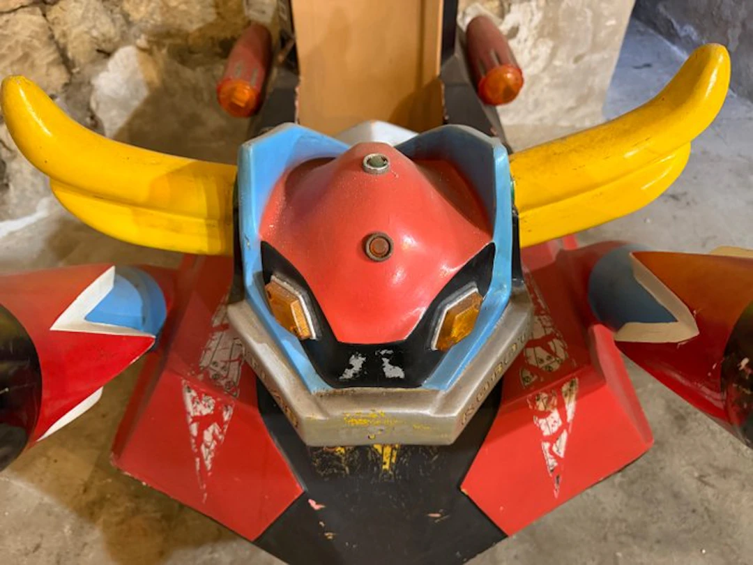 Mascot - Vintage Grendizer Coin-Operated Ride - Resin, Iron