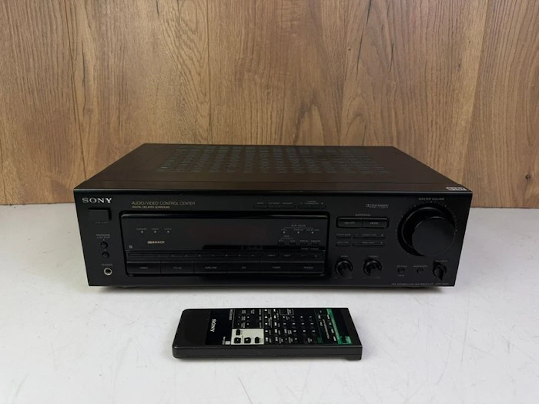 Sony - STR-D565 Solid state stereo receiver