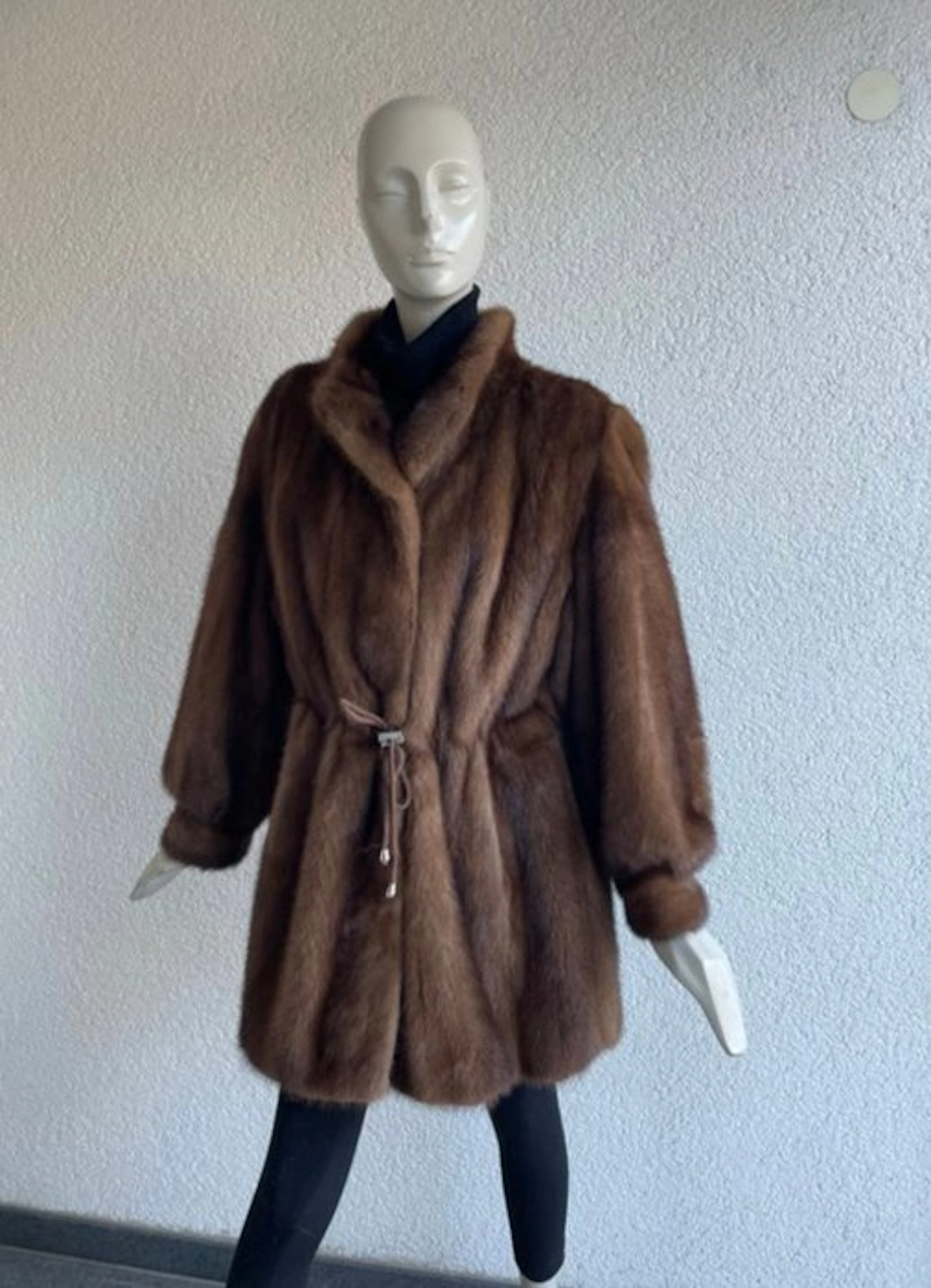 Artisan Furrier - Fur coat