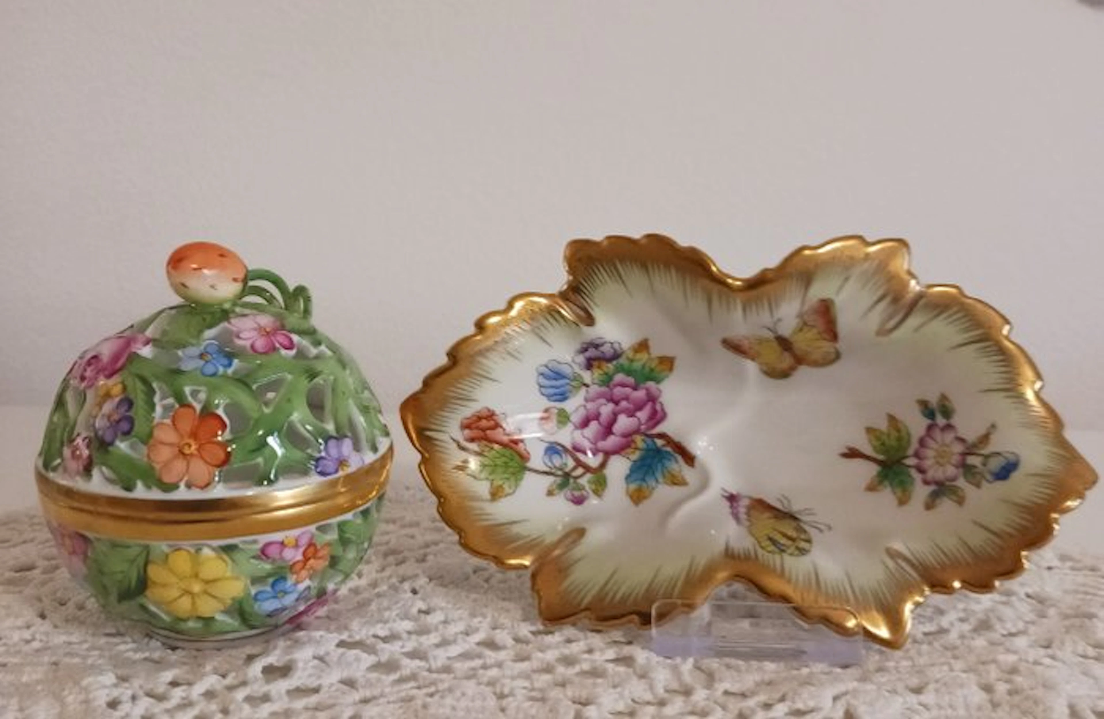 Herend - Centrepiece (2) - Porcelain - Herend Queen Victoria