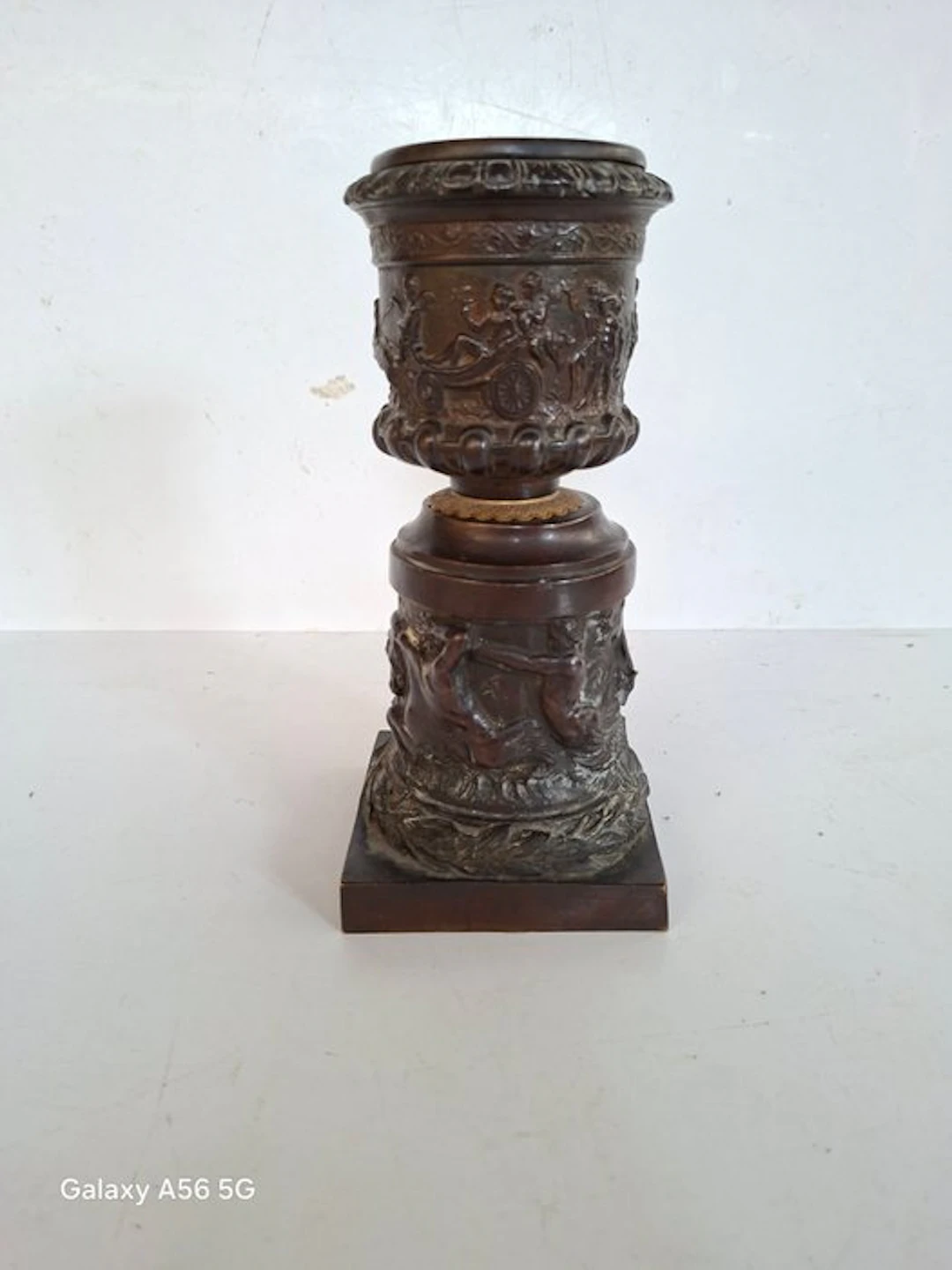 Sculpture, Vaso o urna monumentale - 23 cm - Bronze