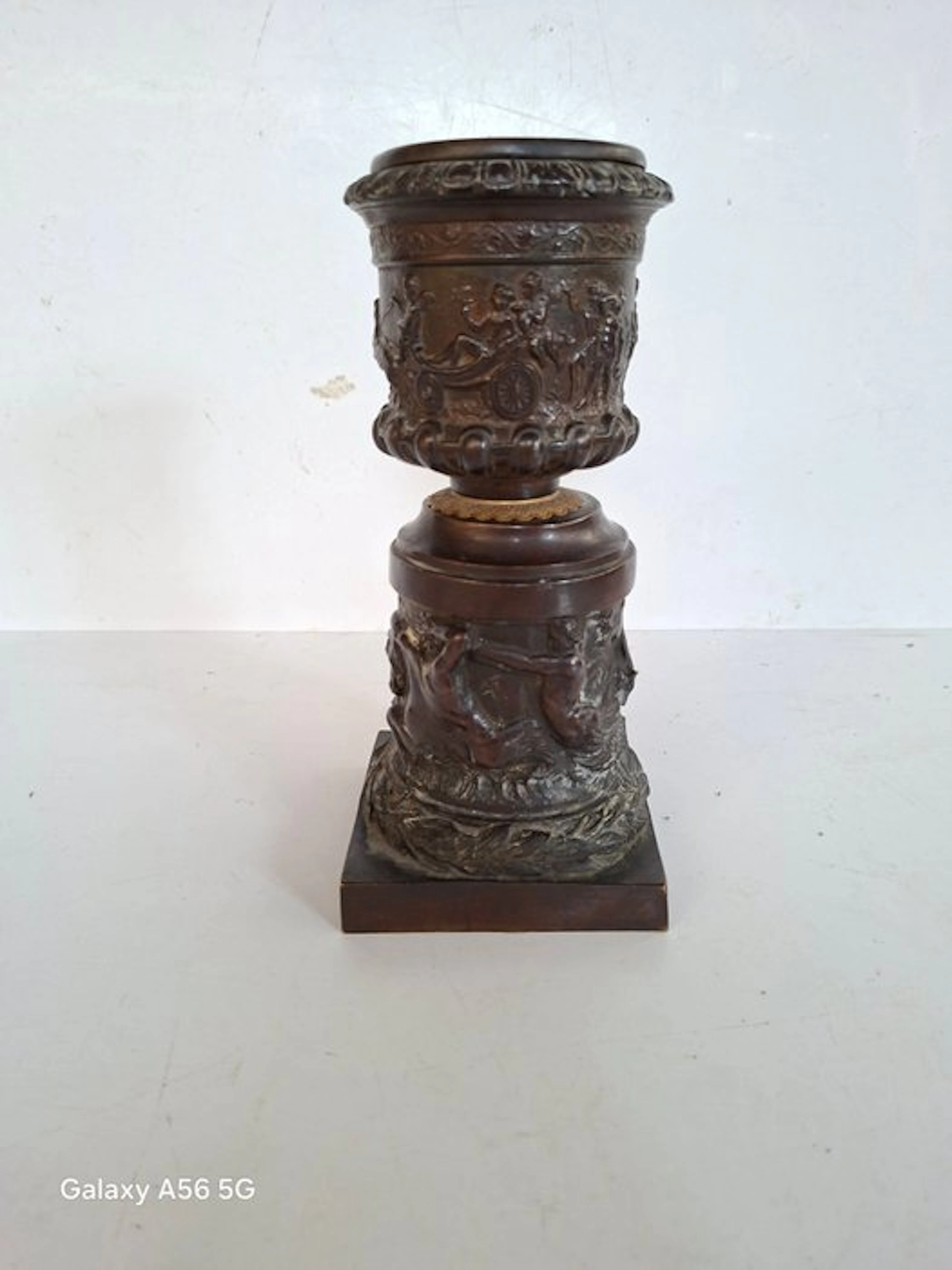 Sculpture, Vaso o urna monumentale - 23 cm - Bronze