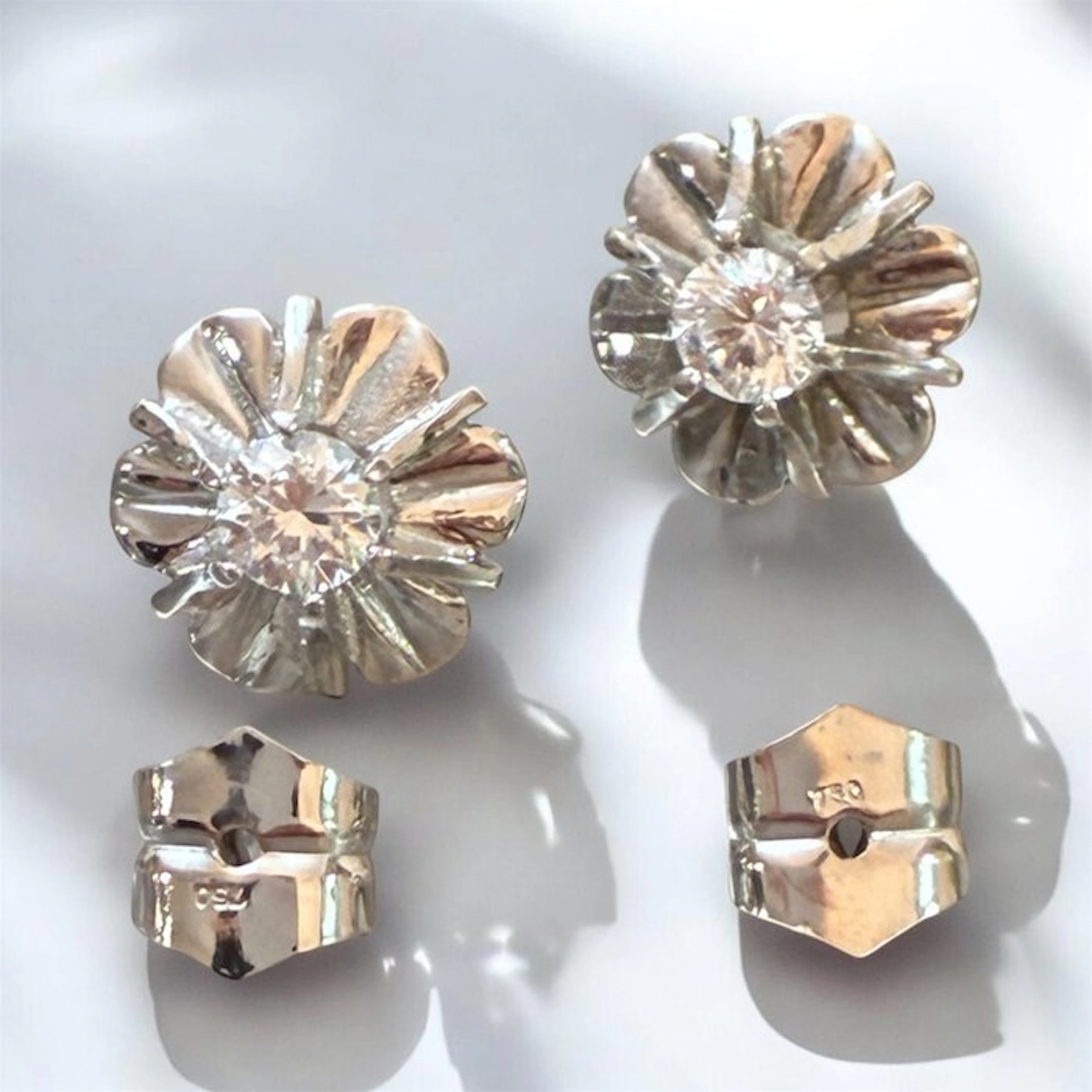 Earrings - 18 kt