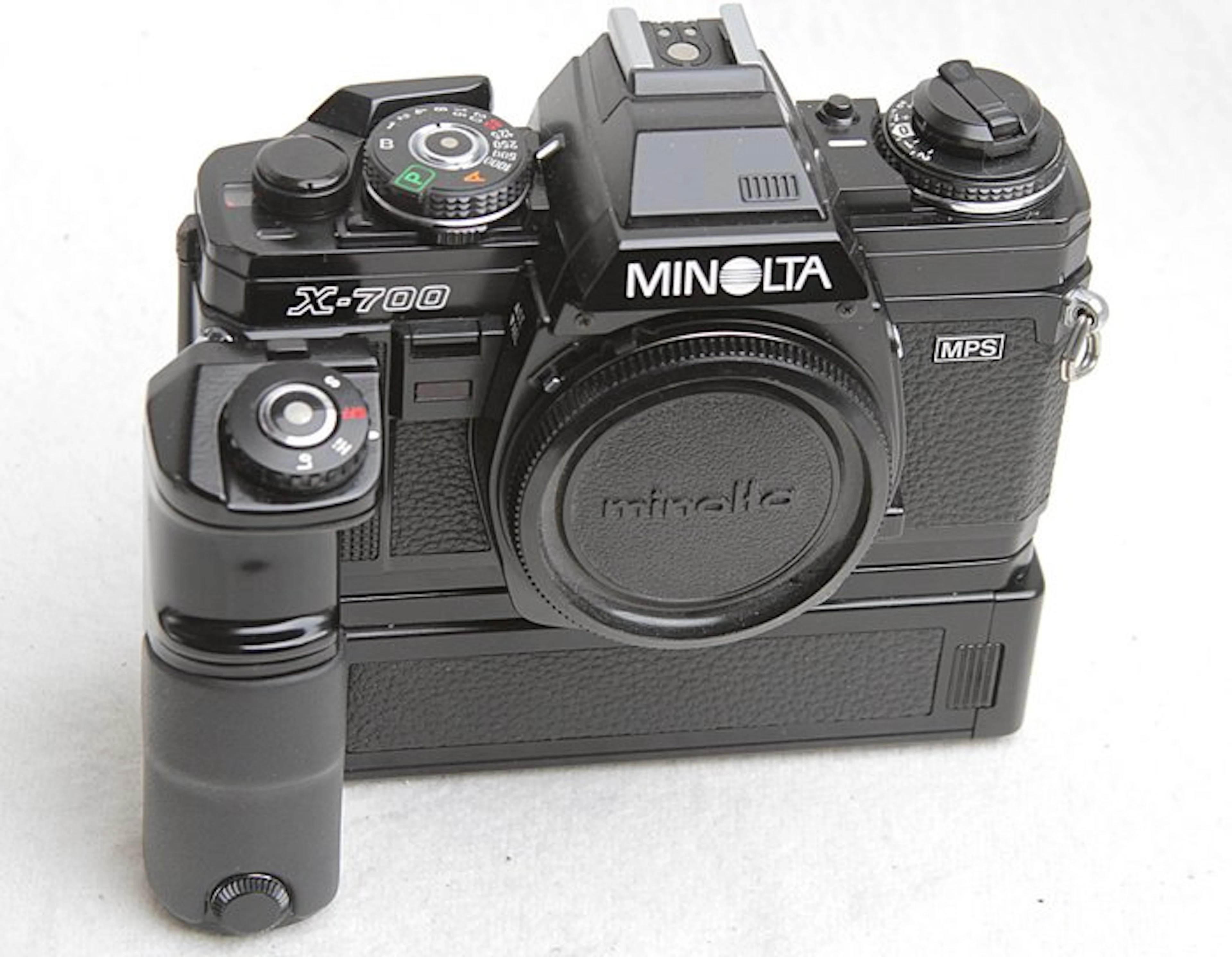 Minolta X-700 + Motor Drive 1 | Analogue camera