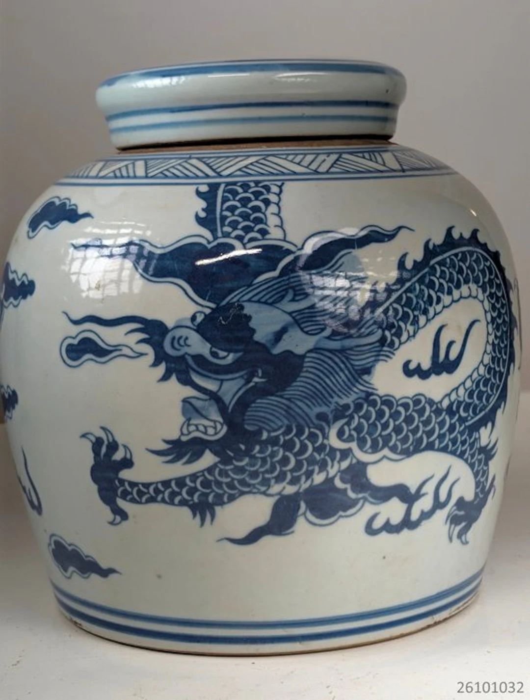 Ginger jar - Porcelain - really cool