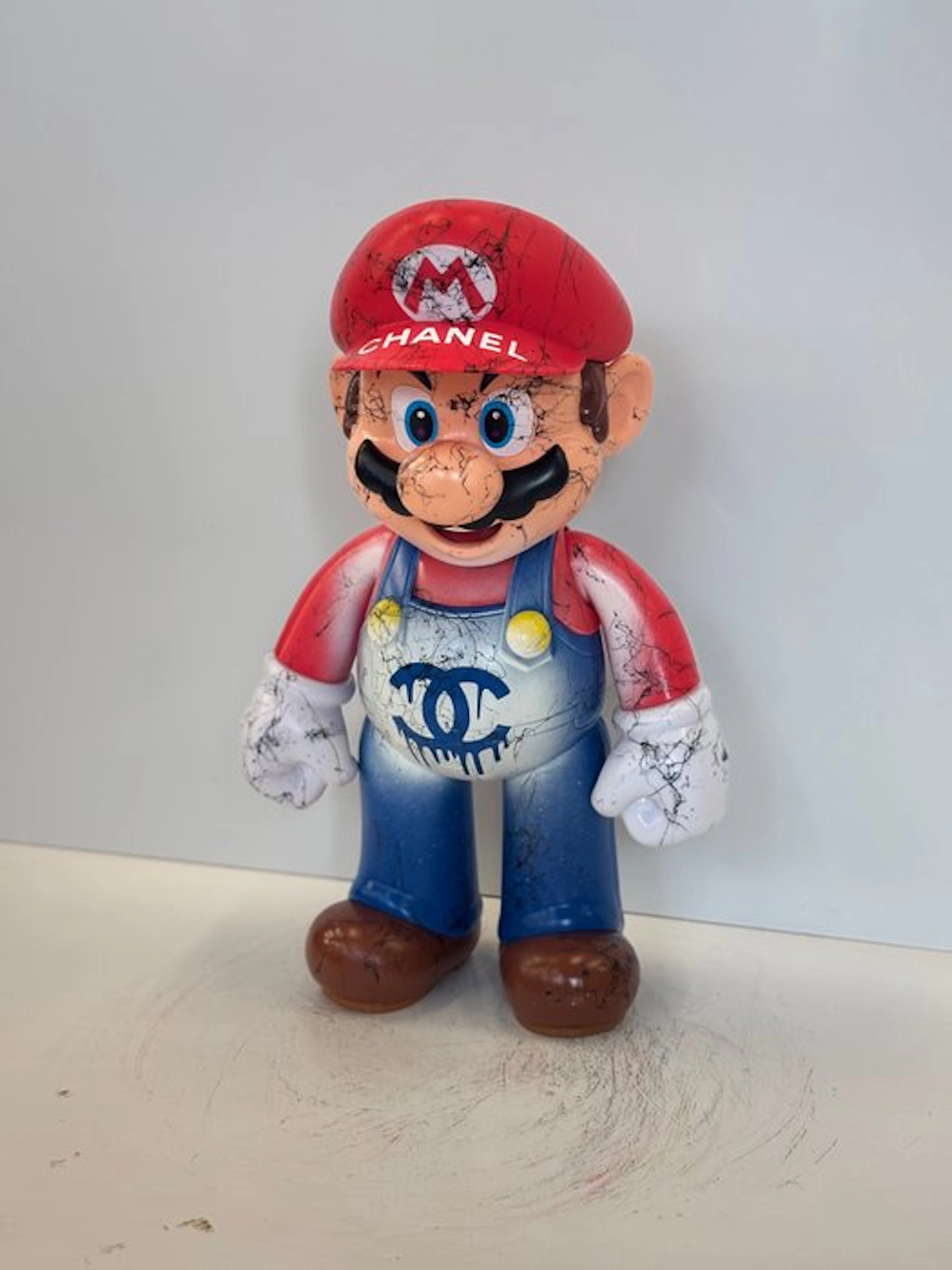 Rob VanMore - Super Mario by Chanel XXL - 51cm