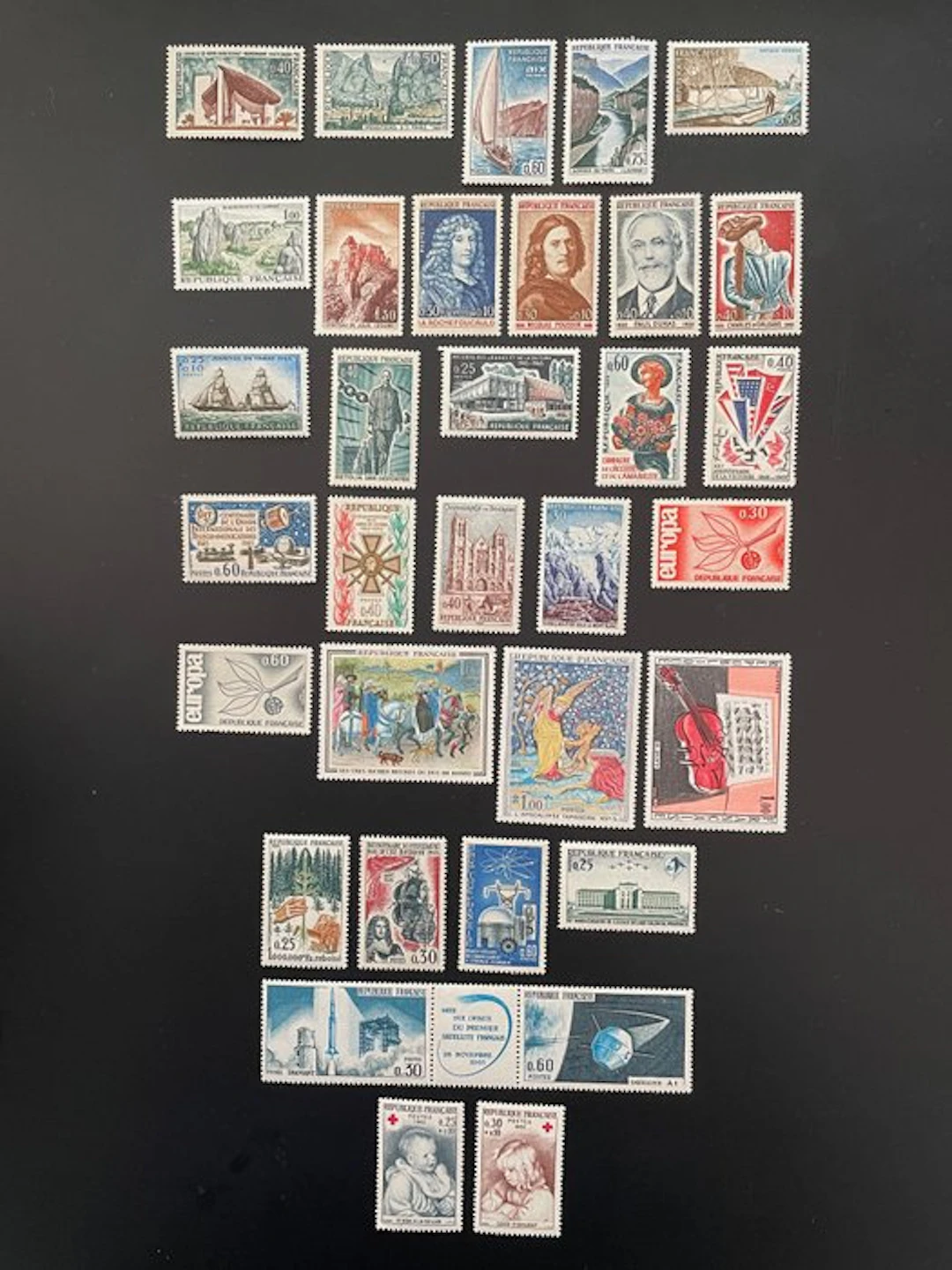 France - 1965/1978 Twenty-four full years from 1435 to 2027. - Yvert