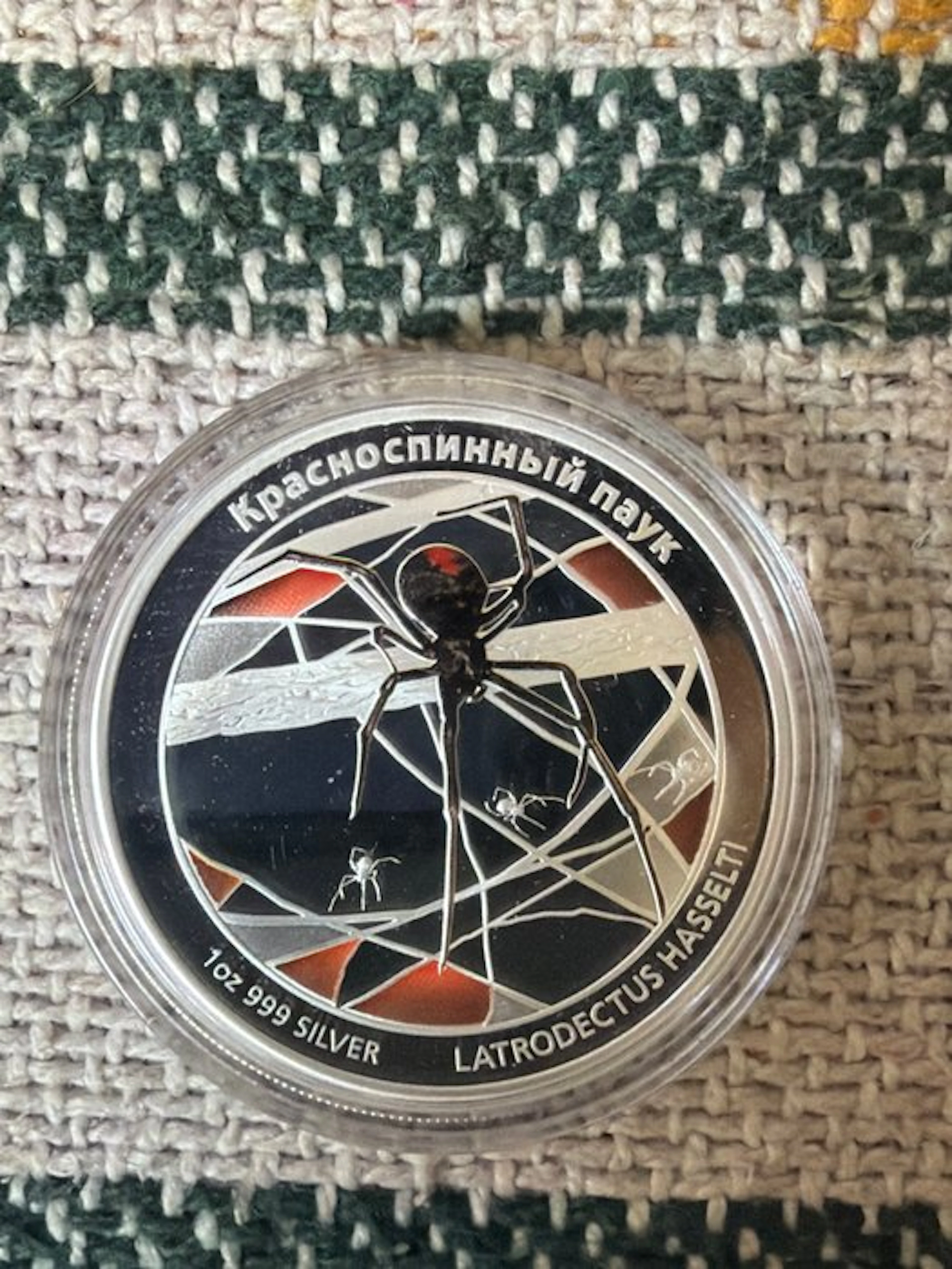 Tuvalu. 1 Dollar 2011 - Deadly & Dangerous "Red Back Spider - 1 Oz