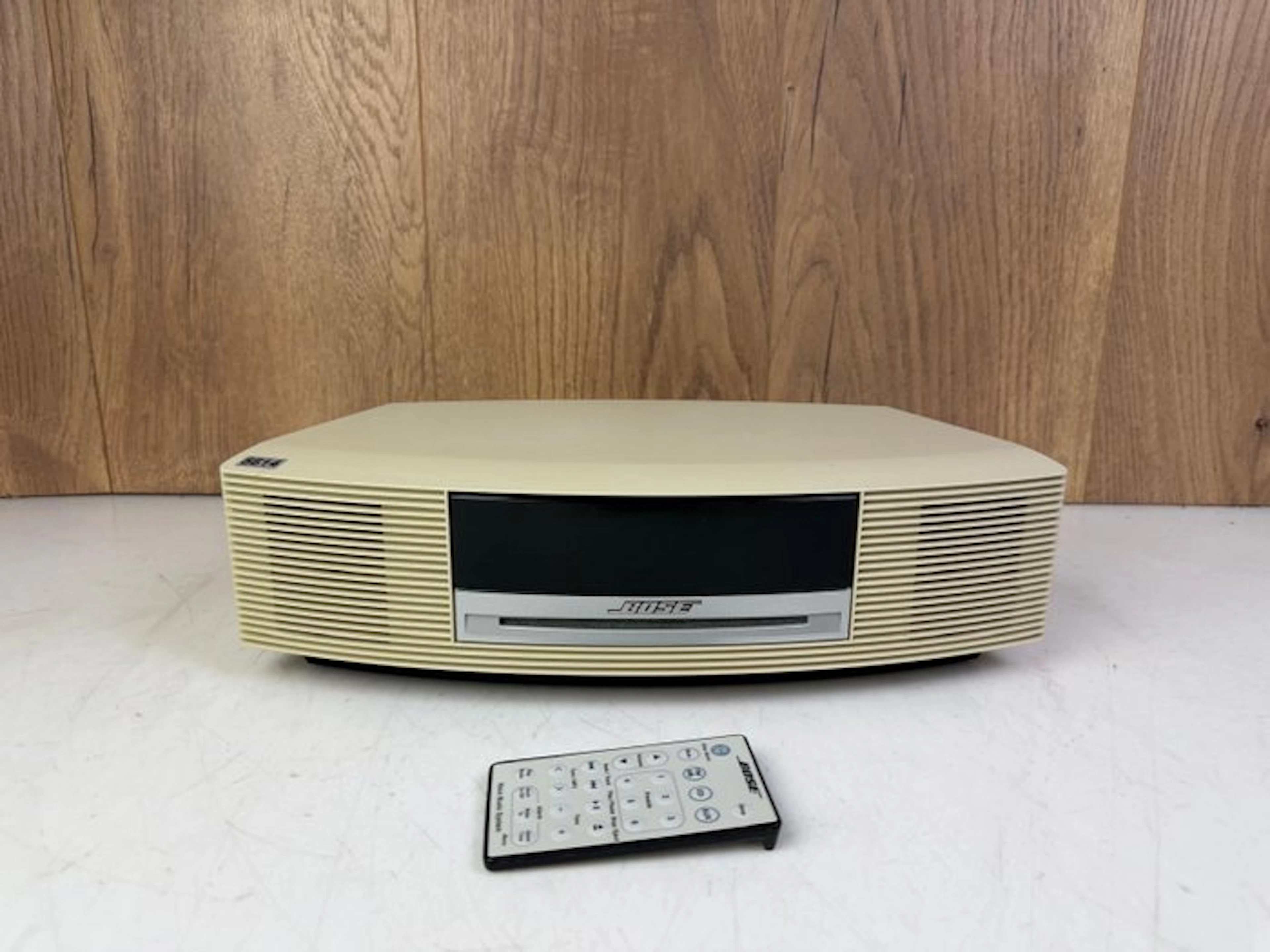 Bose - Wave Music System AWRCC4 Radio receiver CD player