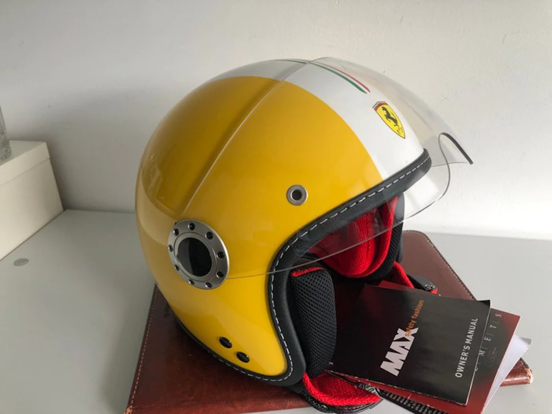 Helm - Ferrari - Ferrari Helm (Made in Italy)