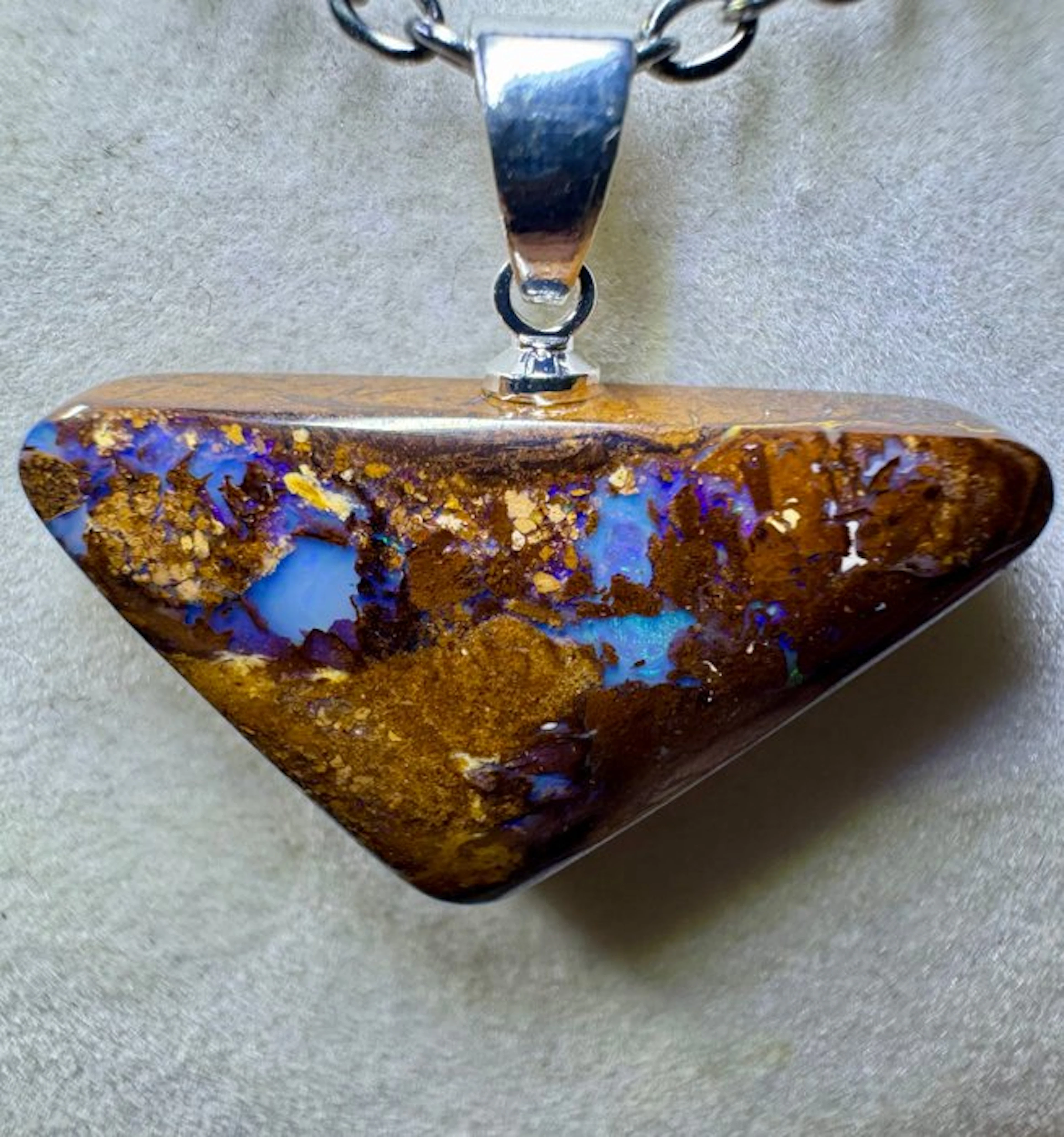 Opal Pendant - Height: 22 mm - Width: 24 mm- 2.74 g - (1)