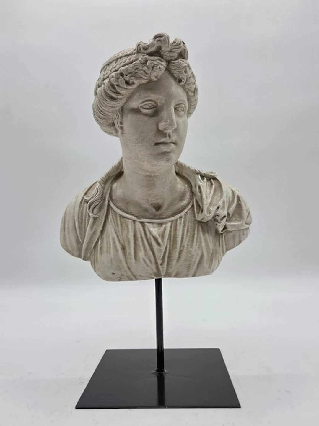 Sculpture, Matrona romana - 36 cm - marble powder