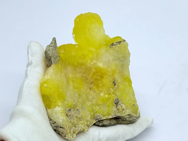 Stunning Yellow Brucite Mineral Specimen Specimen- 577 g - (1)