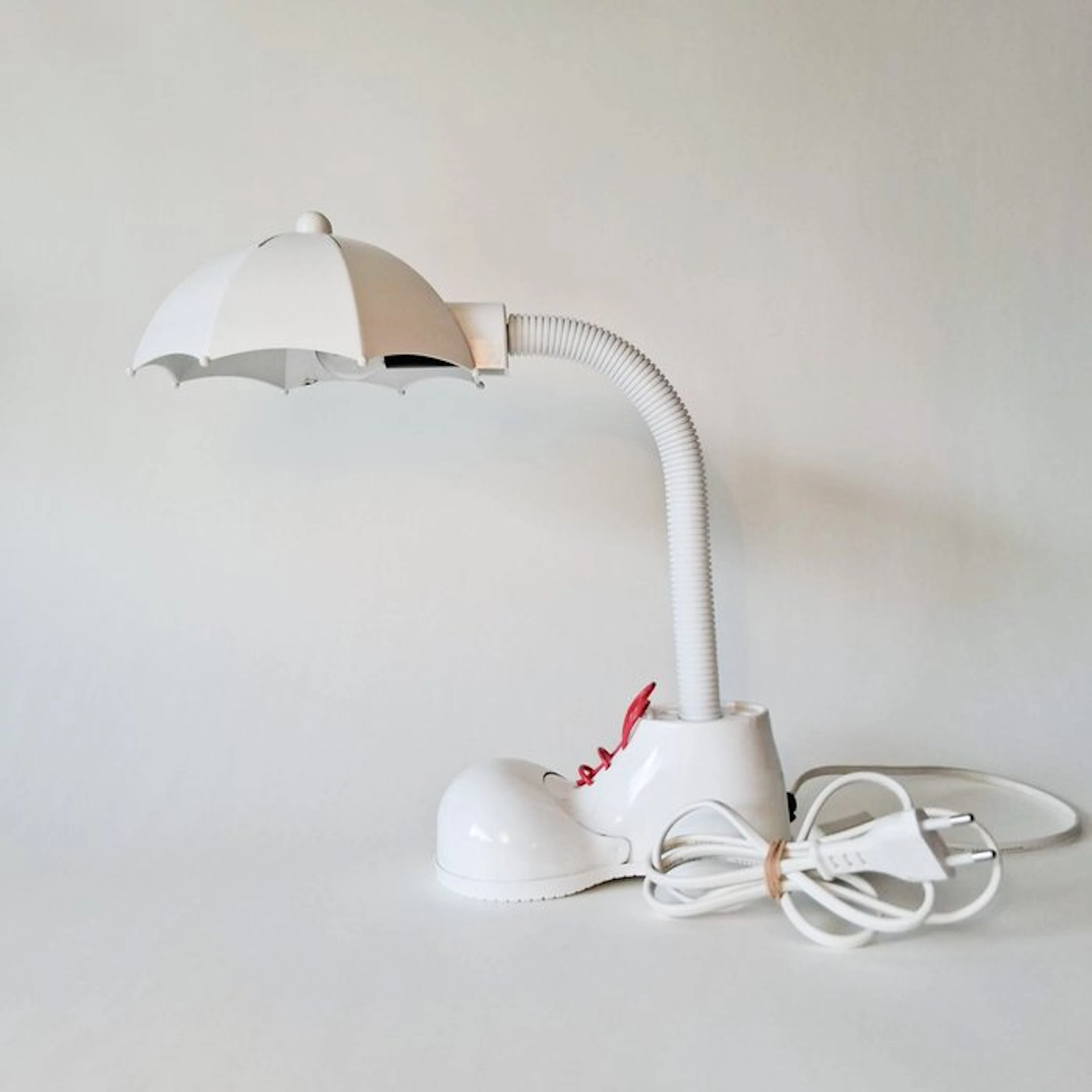 Massive - Desk lamp - Plastic