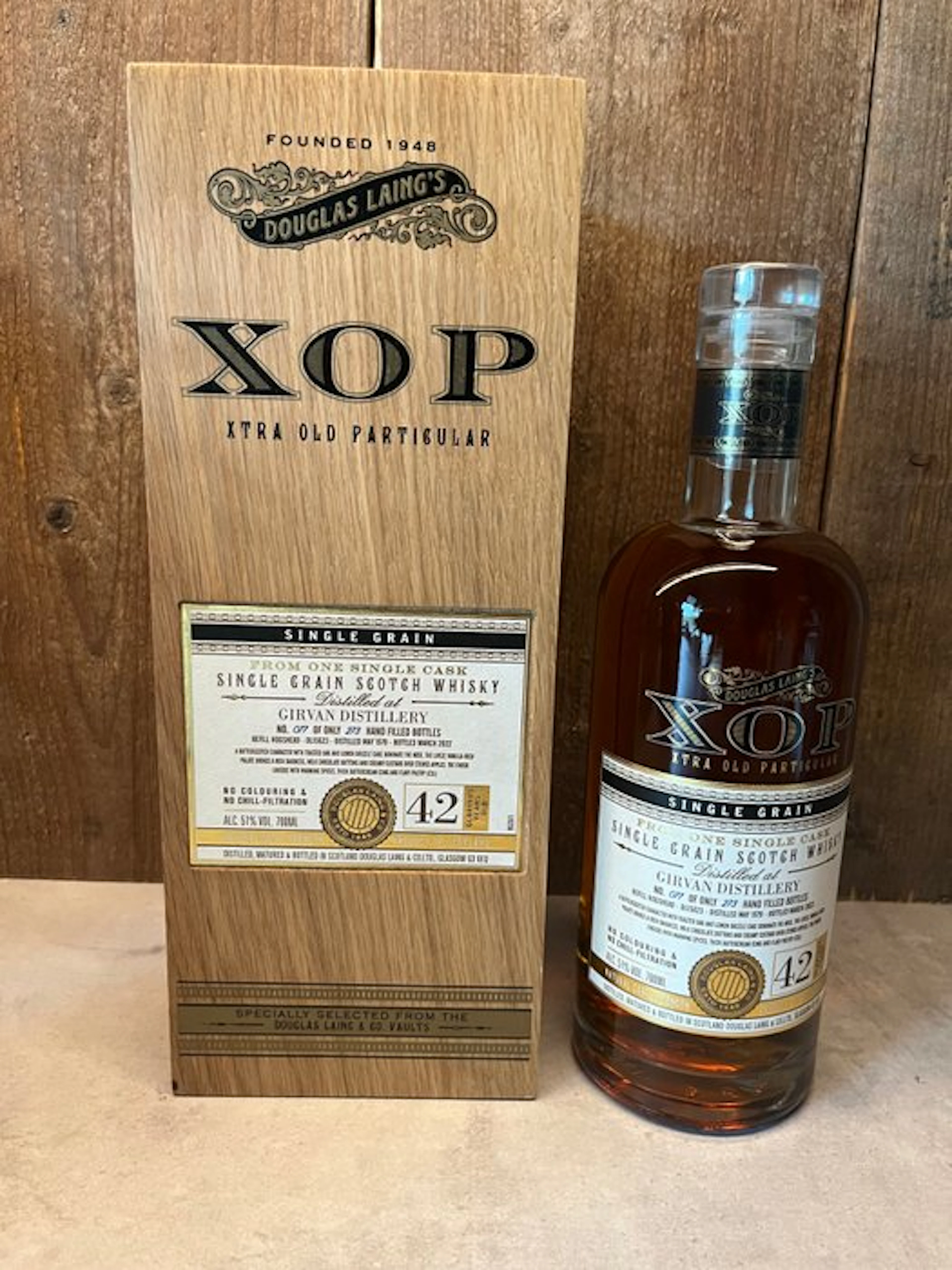 Girvan 1979 42 years old XOP - Xtra Old Particular - Douglas Laing - 700ml