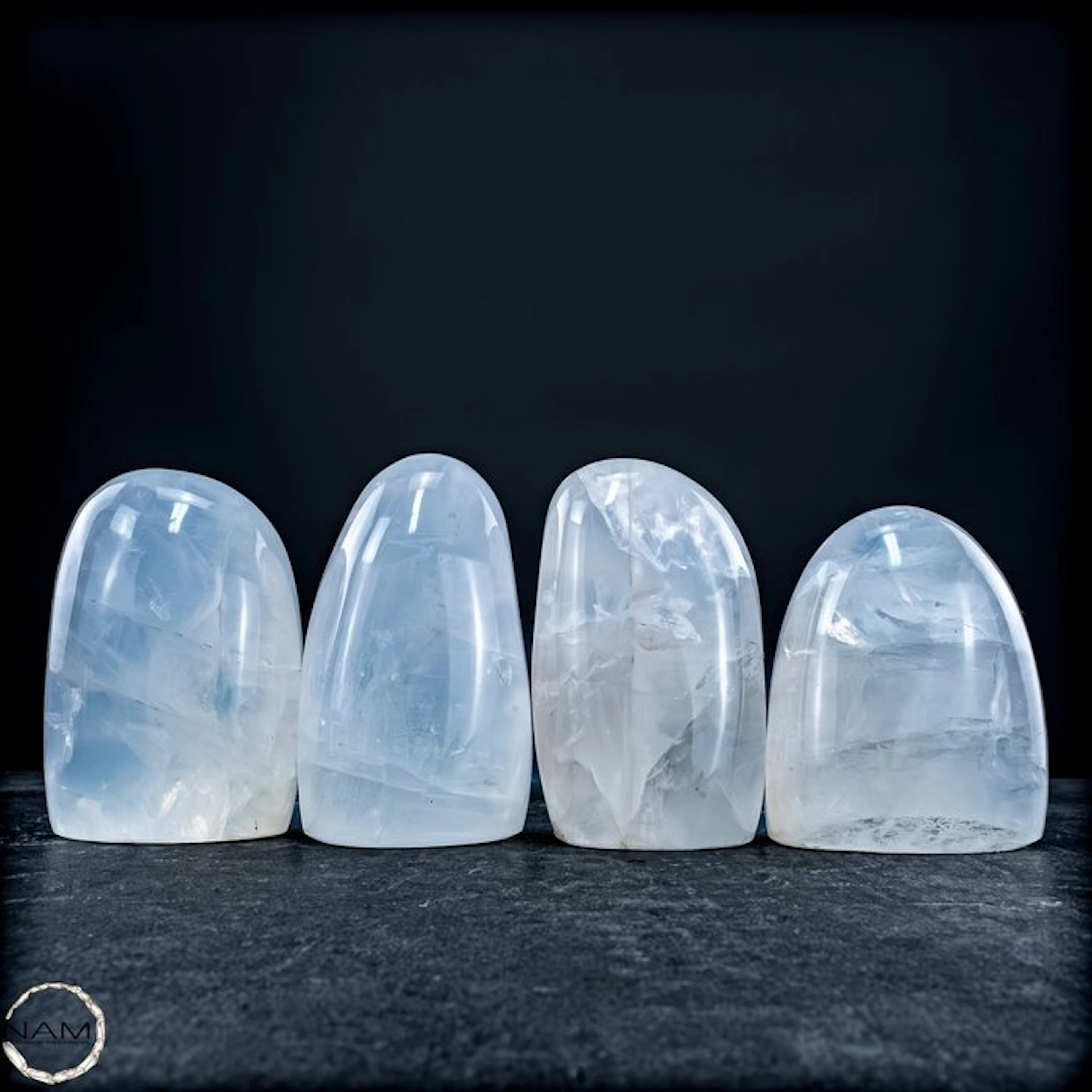Lemurian Quartz – 4 fascinating freeforms with natural texture