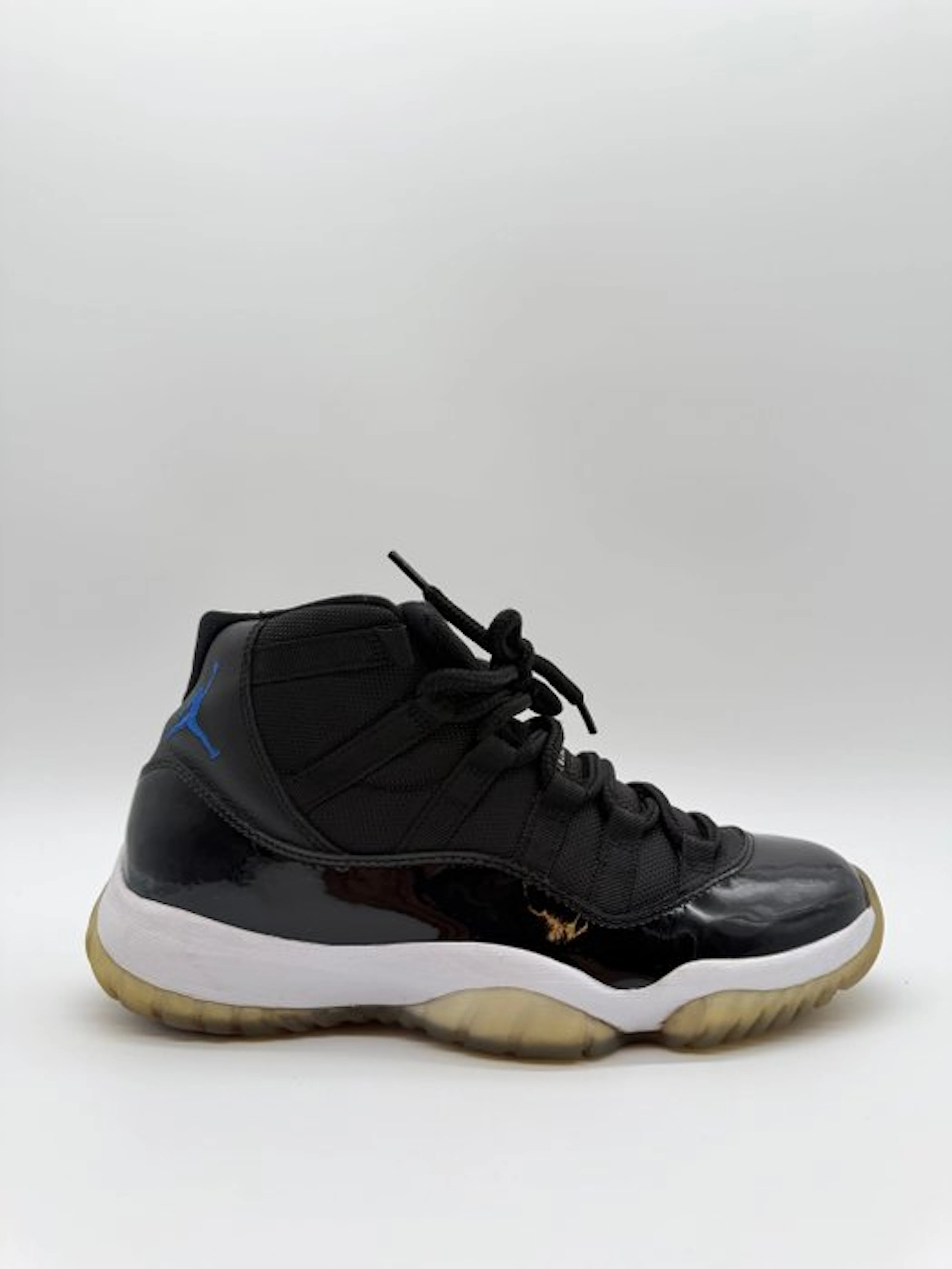 Air Jordan - Jordan 11 Space Jam - Sneakers - Size: EU 40.5 - Vintage