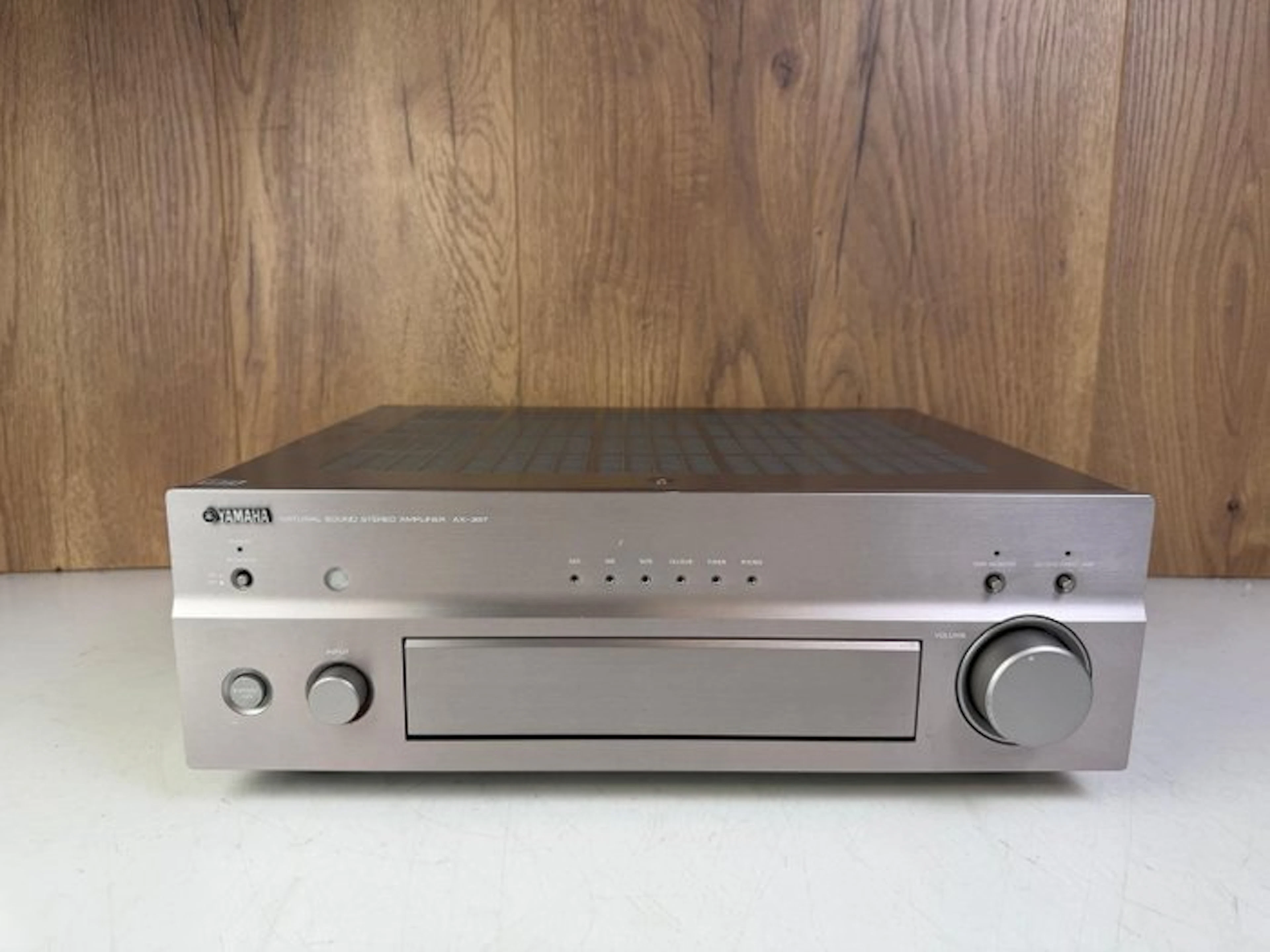 Yamaha - AX-397 Solid state amplifier